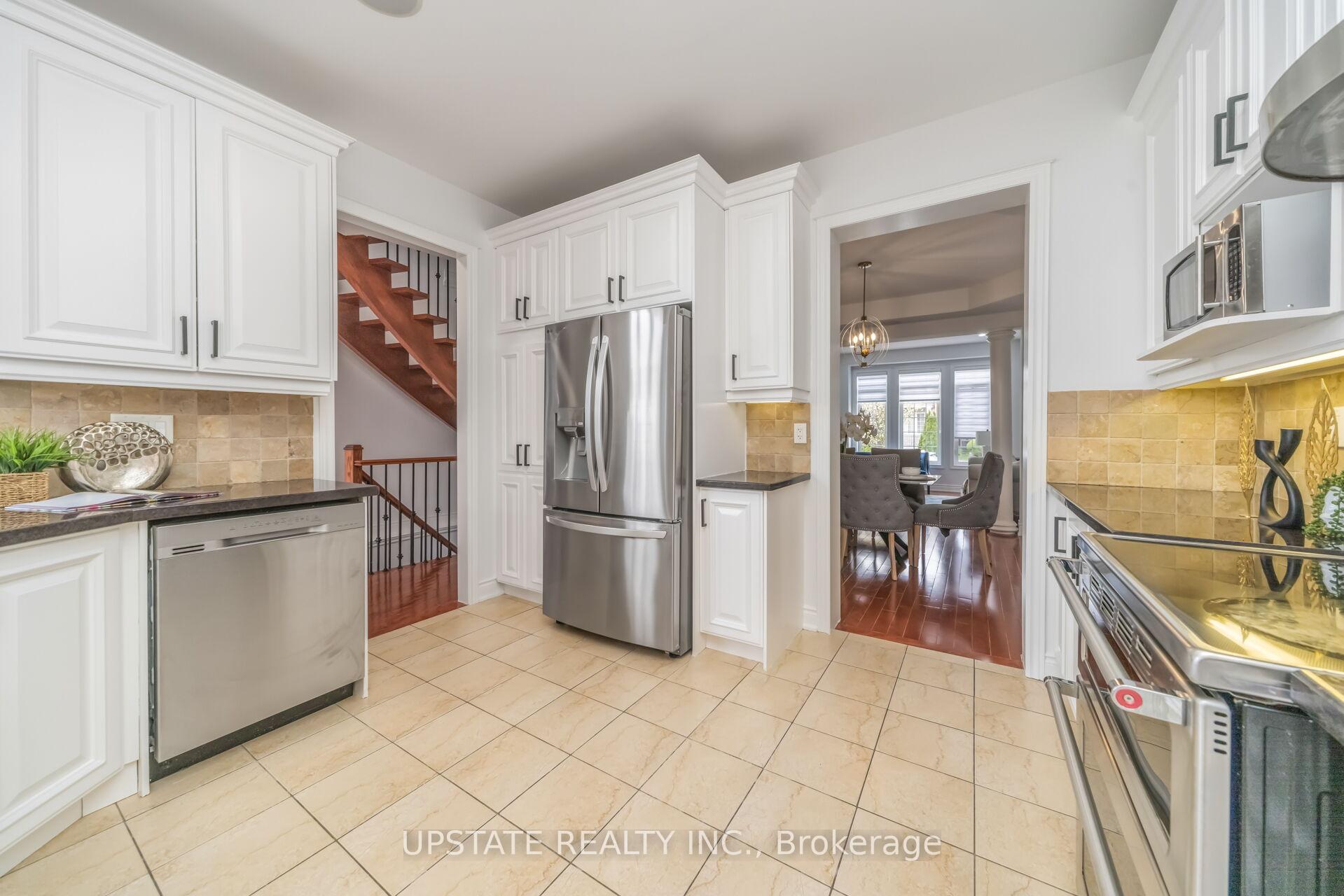 Photo 17 of 19 Eaglesprings Crescent, Brampton, Bram East — HOMEH