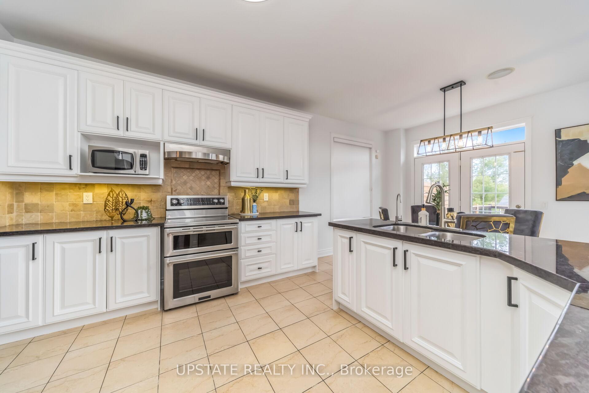 Photo 20 of 19 Eaglesprings Crescent, Brampton, Bram East — HOMEH