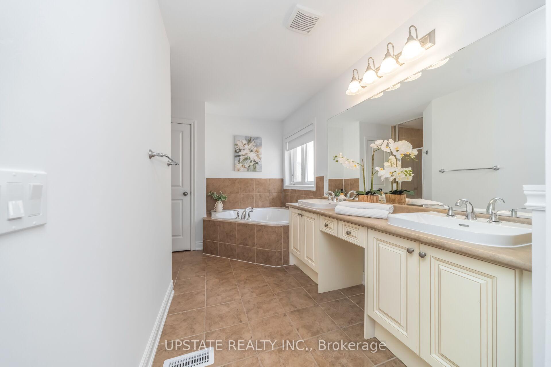Photo 30 of 19 Eaglesprings Crescent, Brampton, Bram East — HOMEH