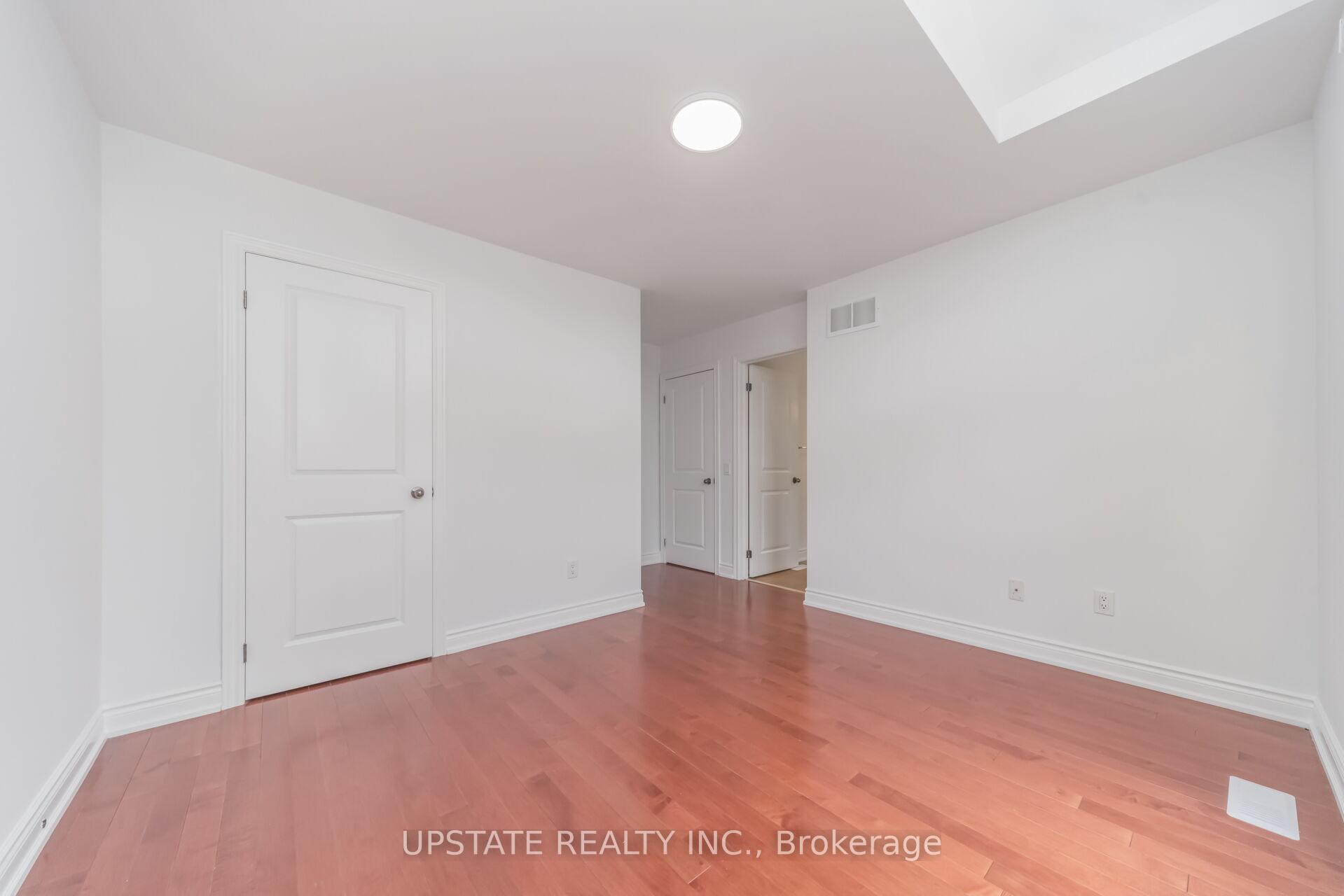 Photo 37 of 19 Eaglesprings Crescent, Brampton, Bram East — HOMEH
