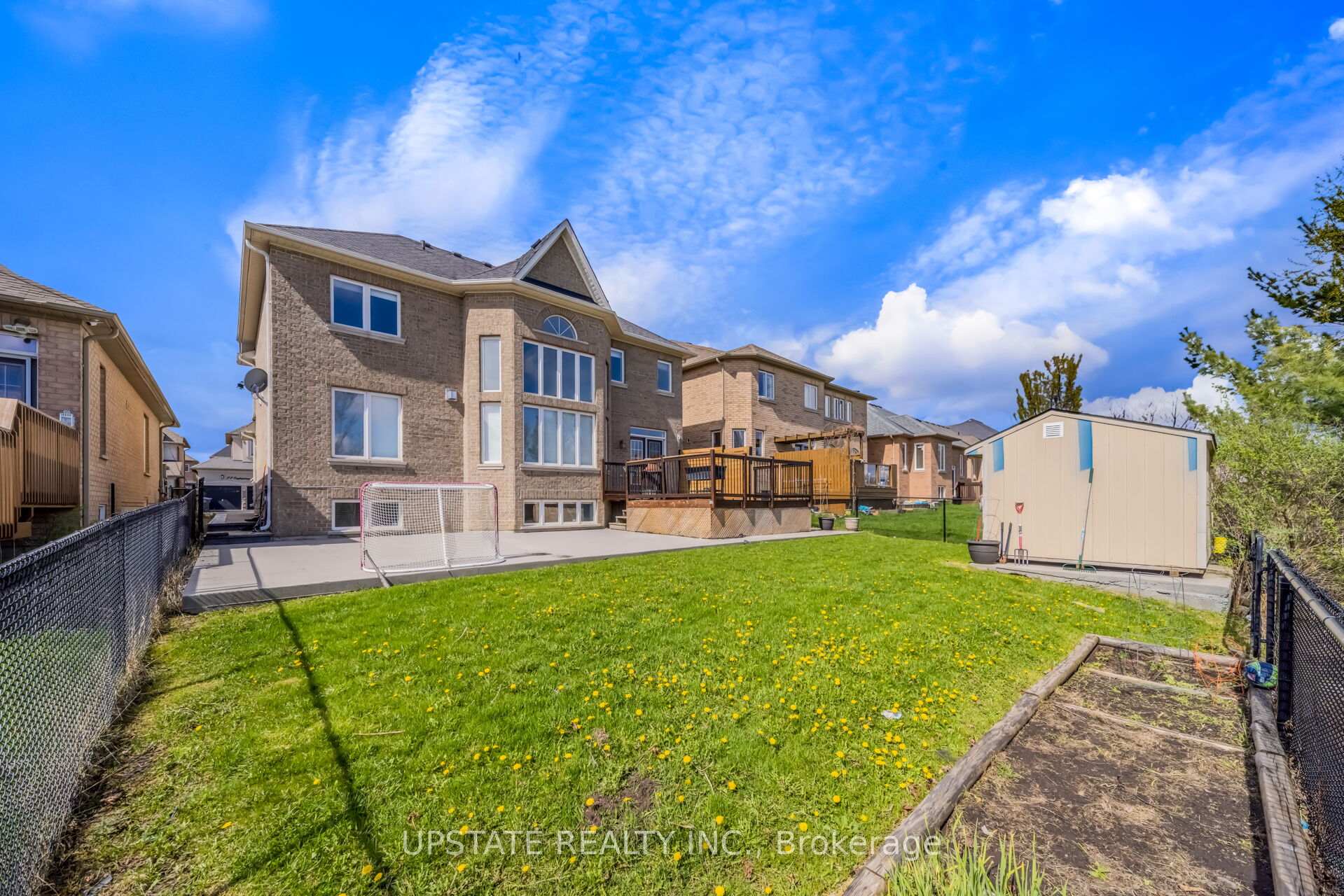 Photo 48 of 19 Eaglesprings Crescent, Brampton, Bram East — HOMEH