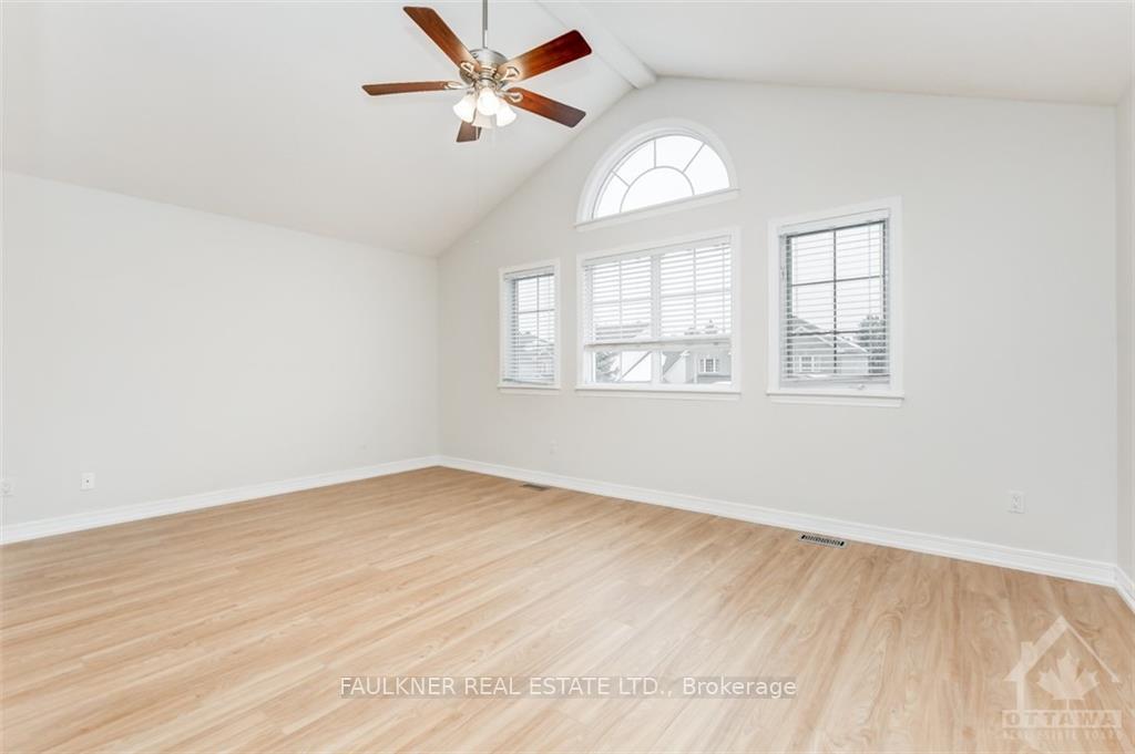 Photo 10 of 66 Craighall Circle, Ottawa, Hunt Club Park/Greenboro — HOMEH