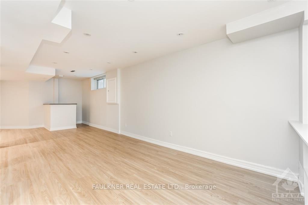 Photo 18 of 66 Craighall Circle, Ottawa, Hunt Club Park/Greenboro — HOMEH