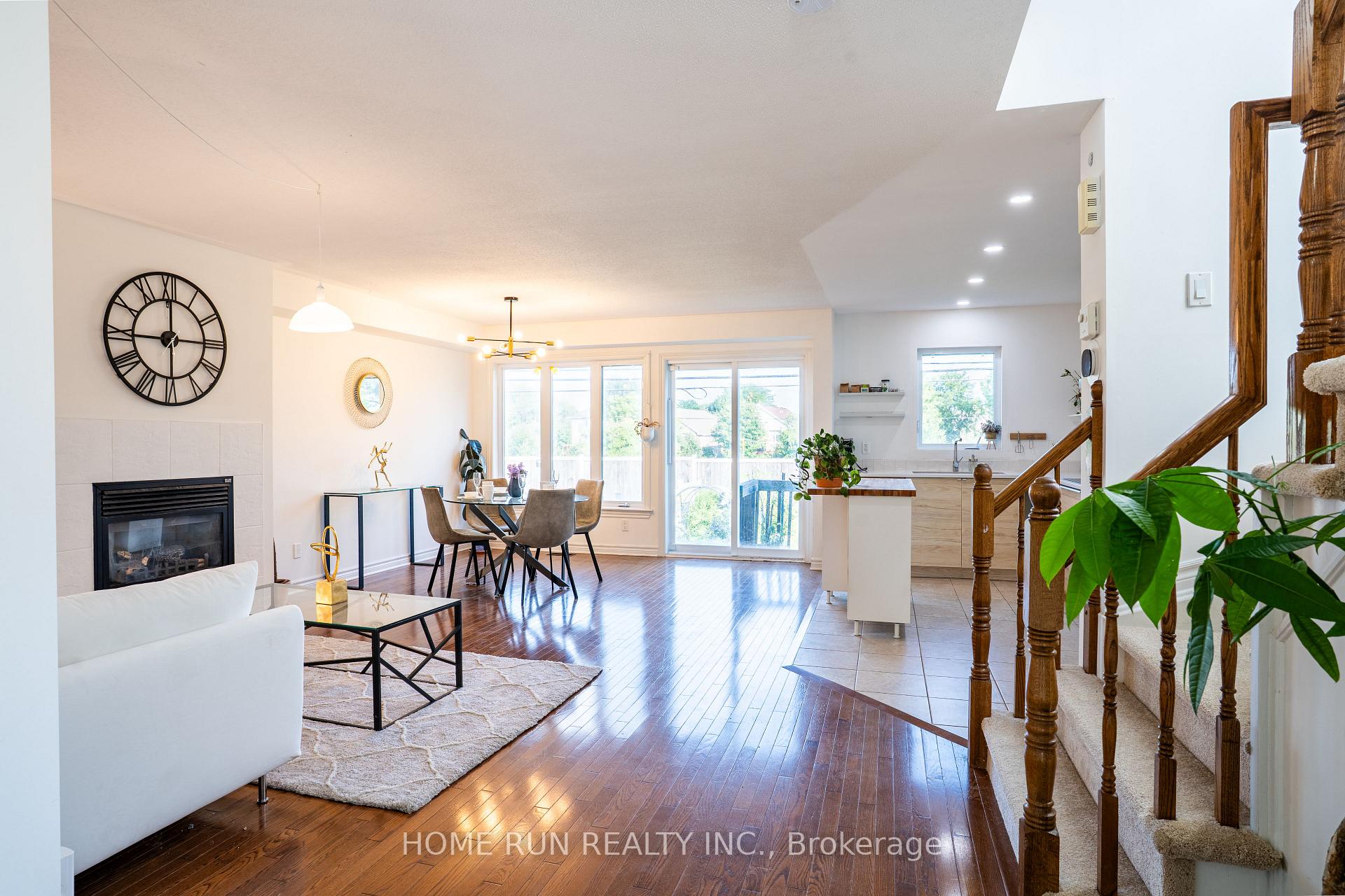 Photo 13 of 355 Riversedge Crescent, Ottawa, Riverside South/Gloucester Glen — HOMEH