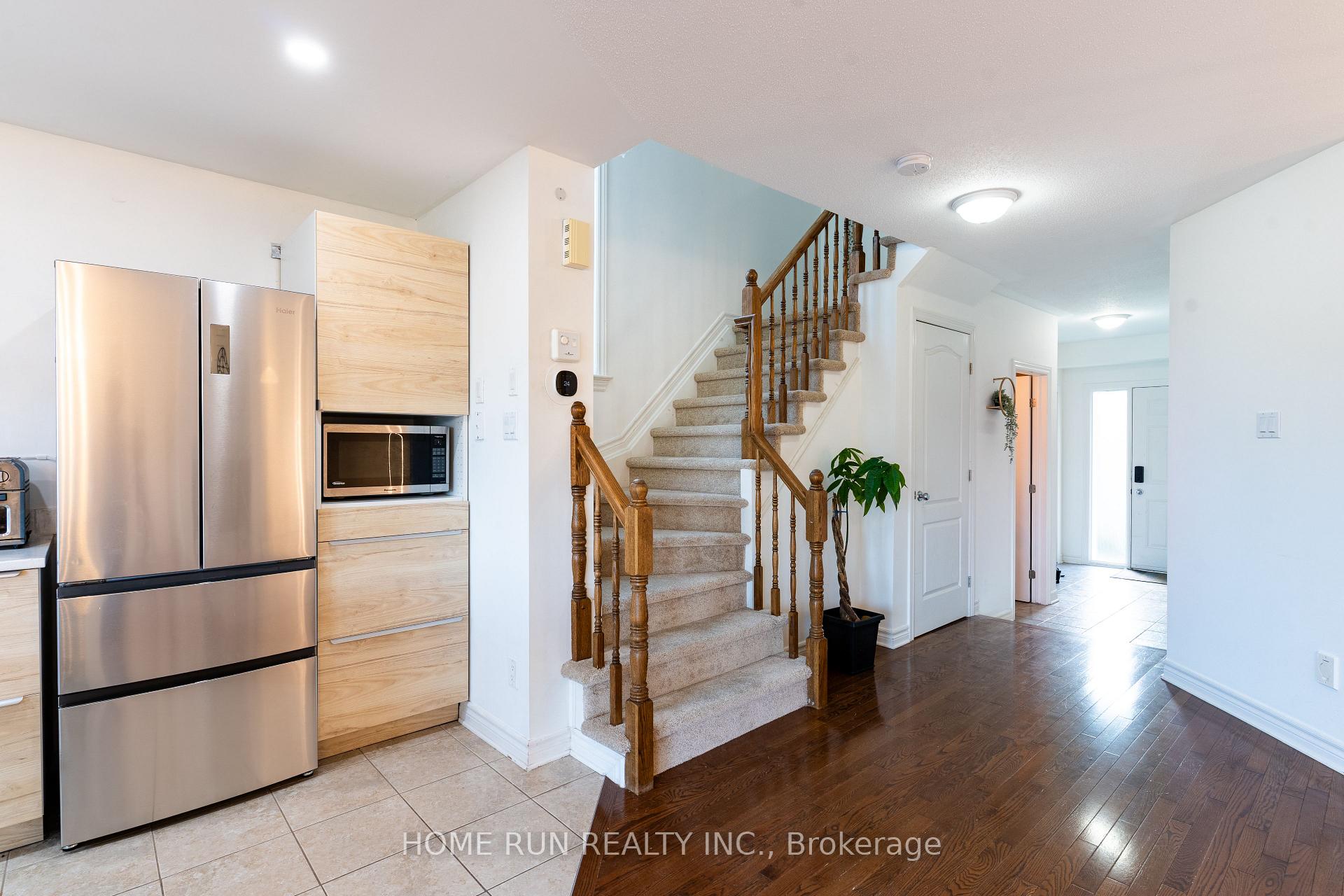 Photo 16 of 355 Riversedge Crescent, Ottawa, Riverside South/Gloucester Glen — HOMEH