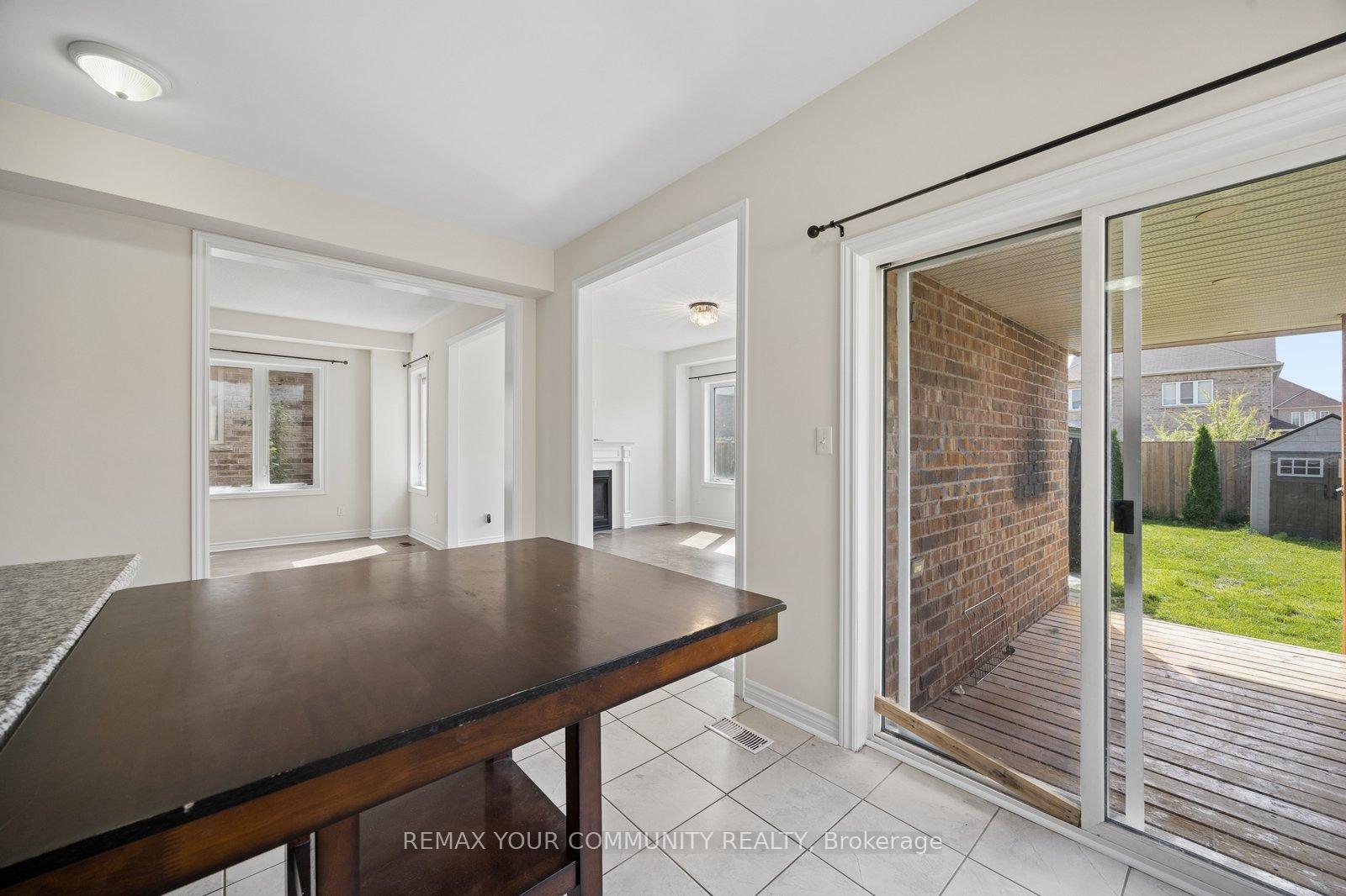 Photo 12 of 905 Greenhill Avenue, Oshawa, Taunton — HOMEH