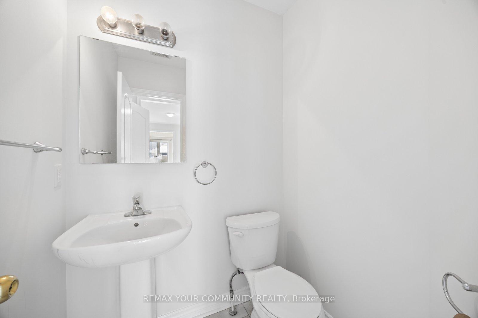 Photo 11 of 905 Greenhill Avenue, Oshawa, Taunton — HOMEH