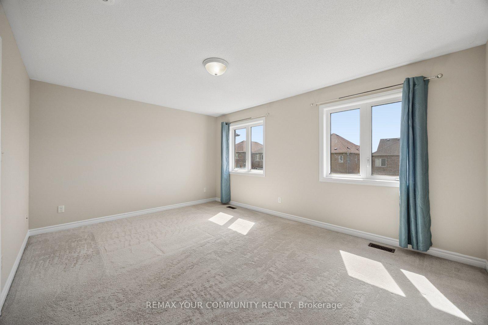 Photo 16 of 905 Greenhill Avenue, Oshawa, Taunton — HOMEH