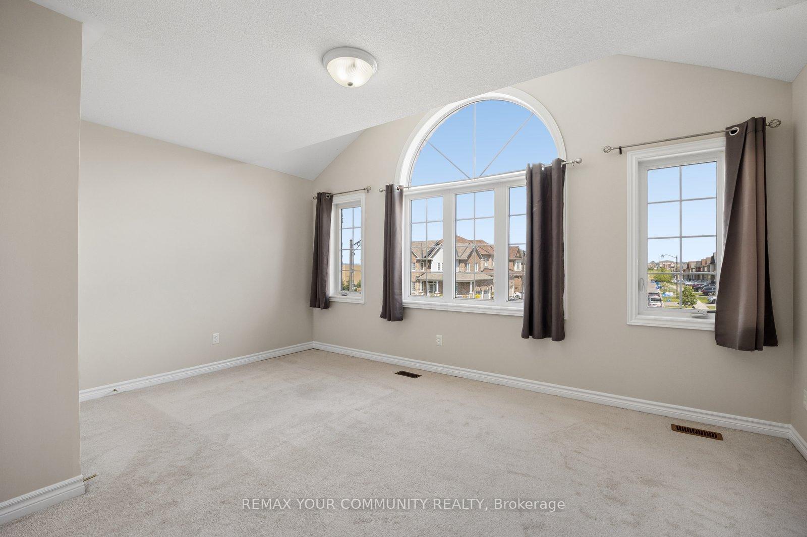 Photo 19 of 905 Greenhill Avenue, Oshawa, Taunton — HOMEH