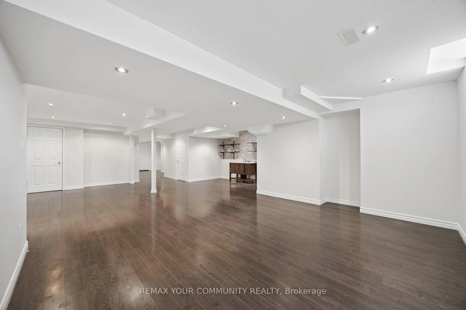 Photo 31 of 905 Greenhill Avenue, Oshawa, Taunton — HOMEH