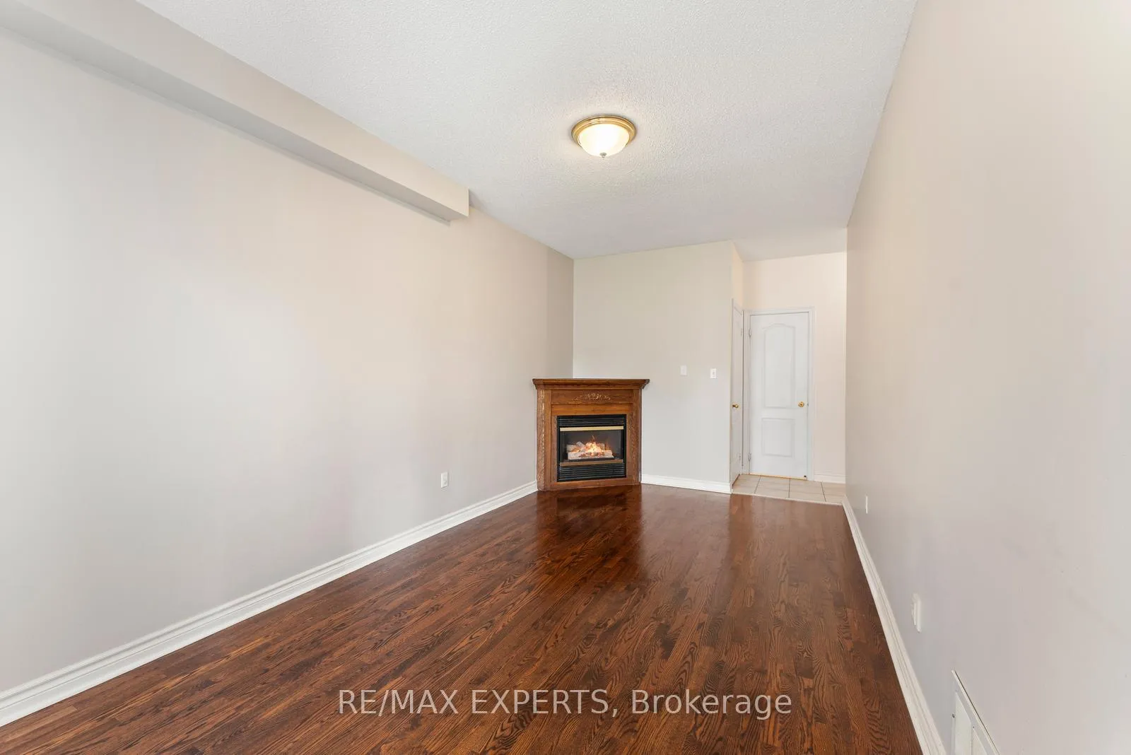 Photo 22 of 157 Cherokee Drive, Vaughan, Maple — HOMEH
