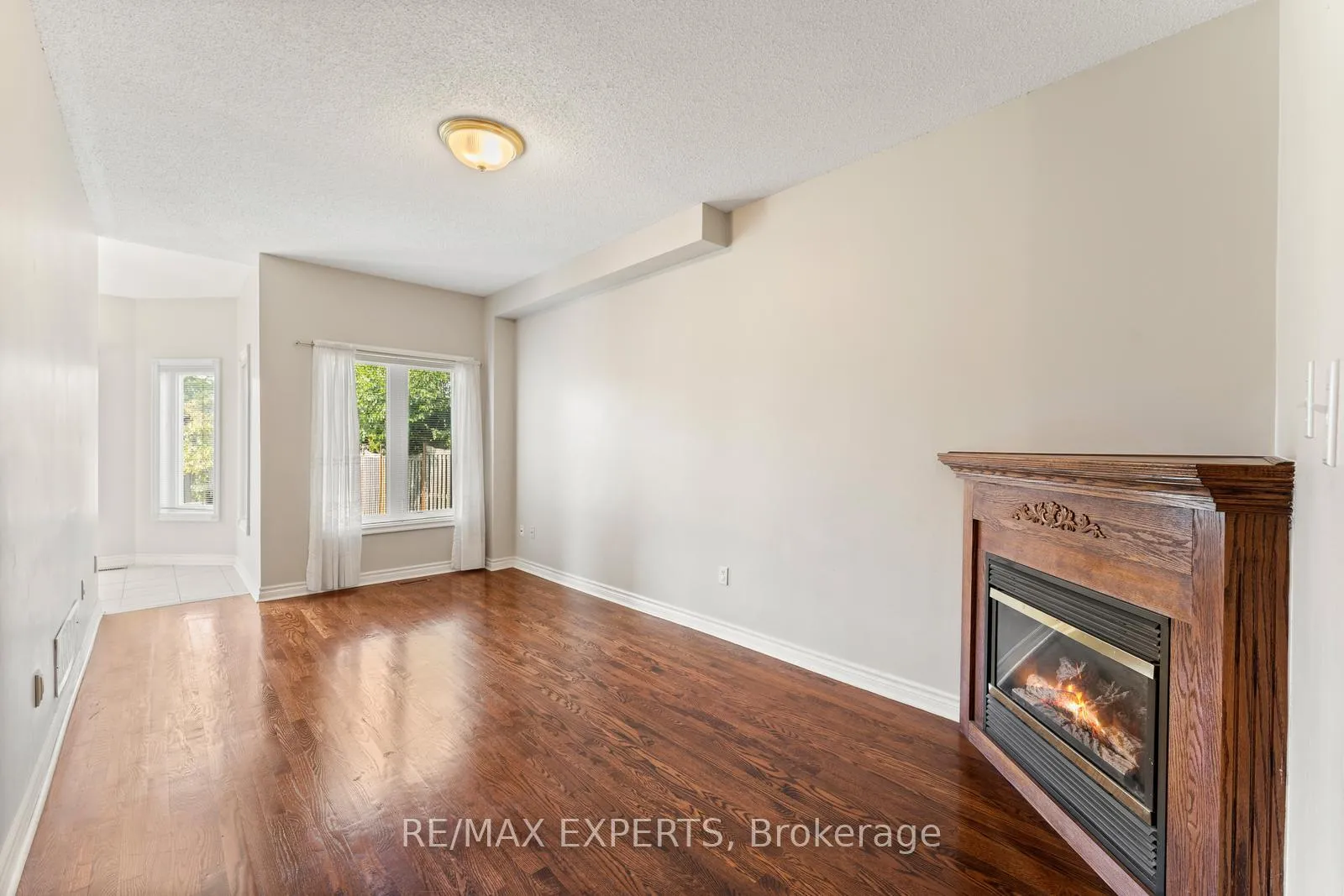 Photo 23 of 157 Cherokee Drive, Vaughan, Maple — HOMEH