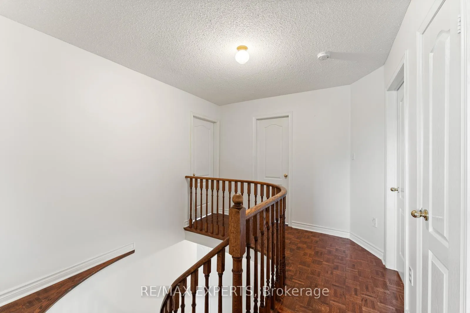 Photo 27 of 157 Cherokee Drive, Vaughan, Maple — HOMEH
