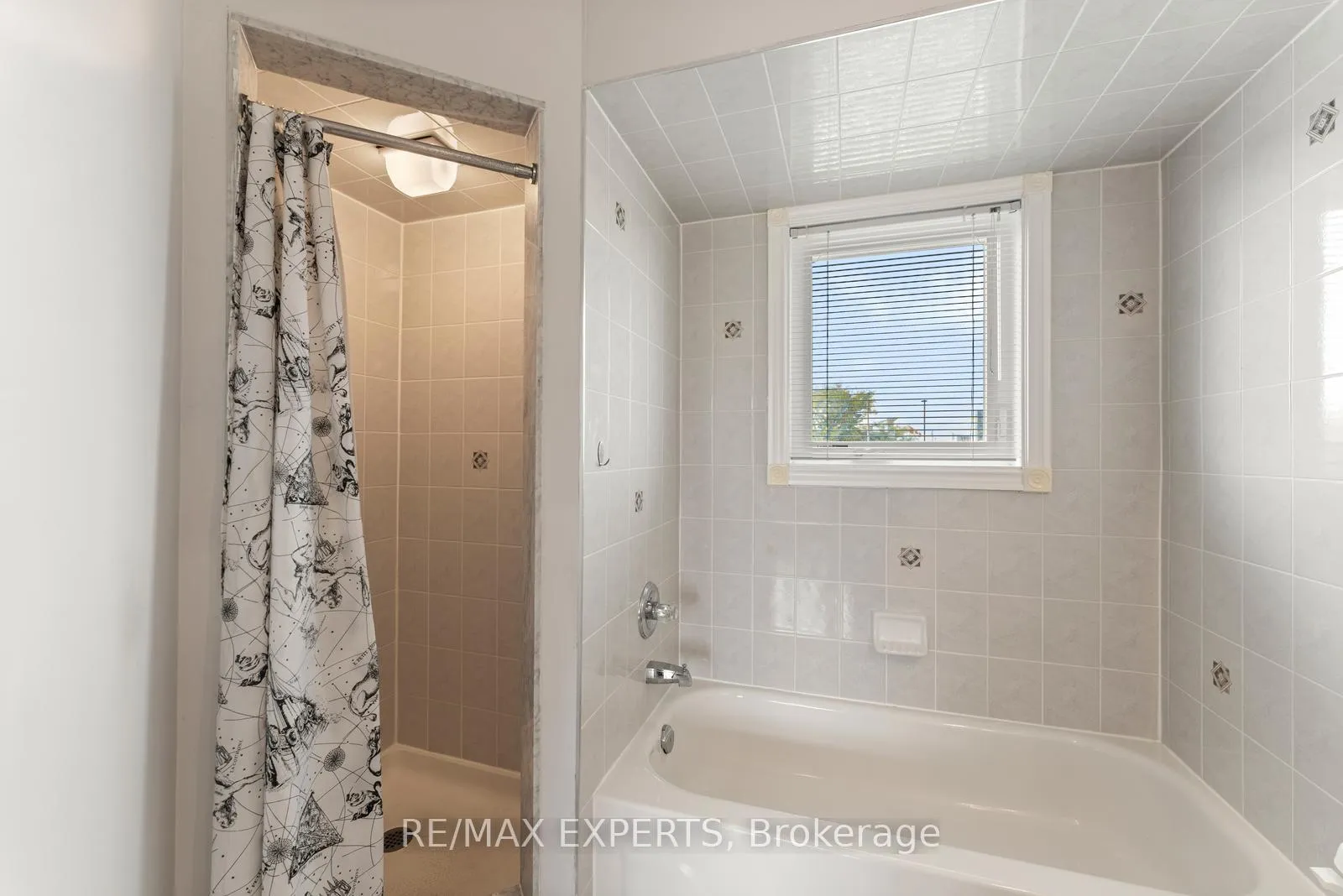 Photo 31 of 157 Cherokee Drive, Vaughan, Maple — HOMEH