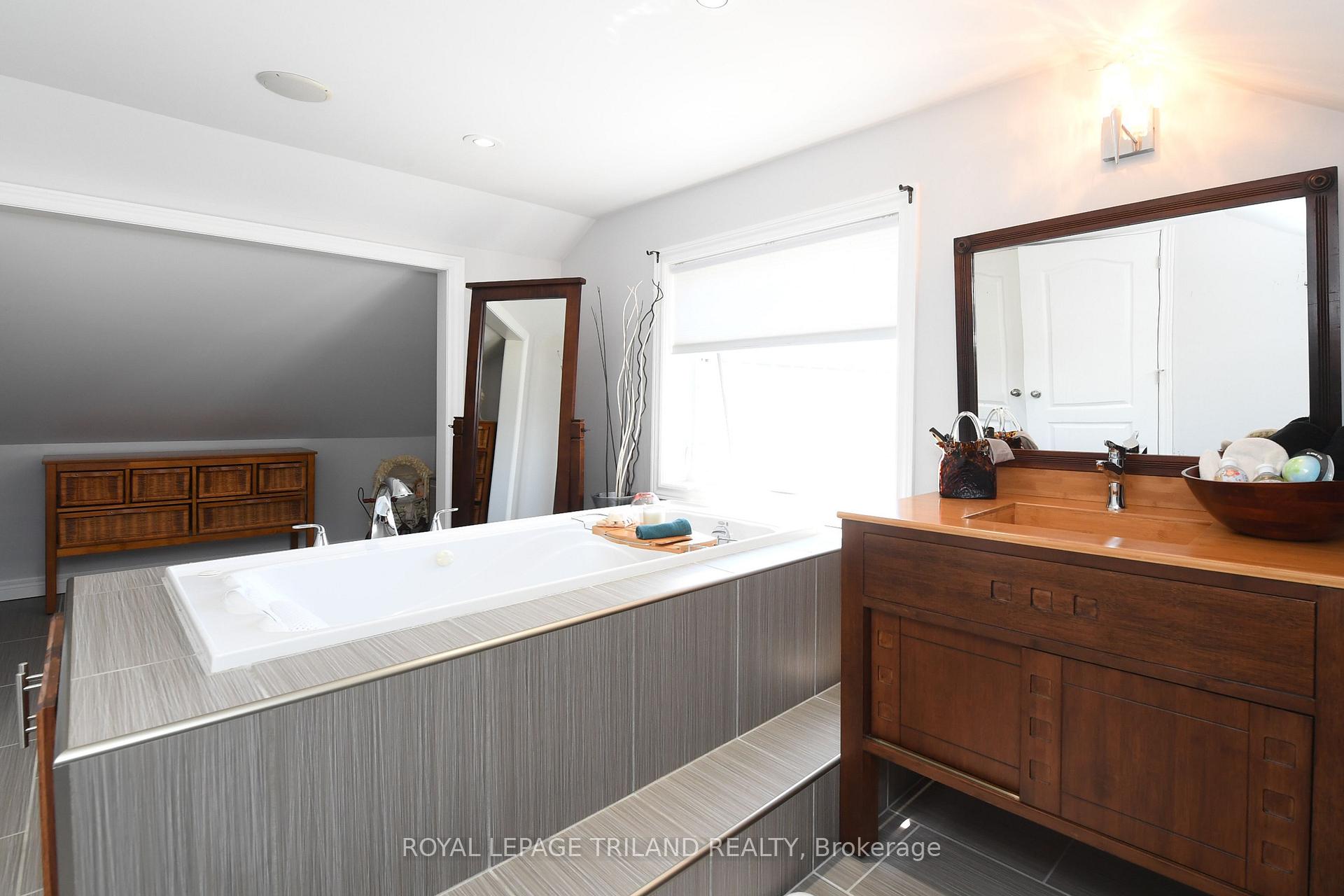 Photo 19 of 48789 Dexter Line, Malahide, Rural Malahide — HOMEH