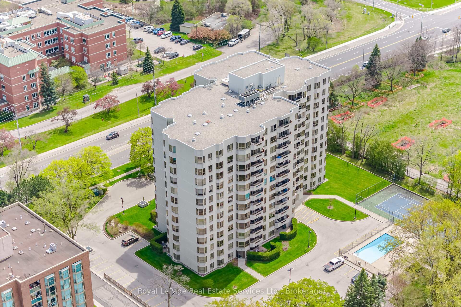 Photo 44 of Unit 1001, 1201 North Shore Boulevard E, Burlington, Brant — HOMEH