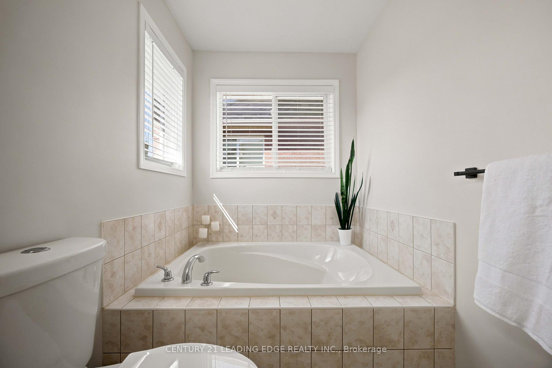 Photo 22 of 16 Bolster Lane, Uxbridge — HOMEH