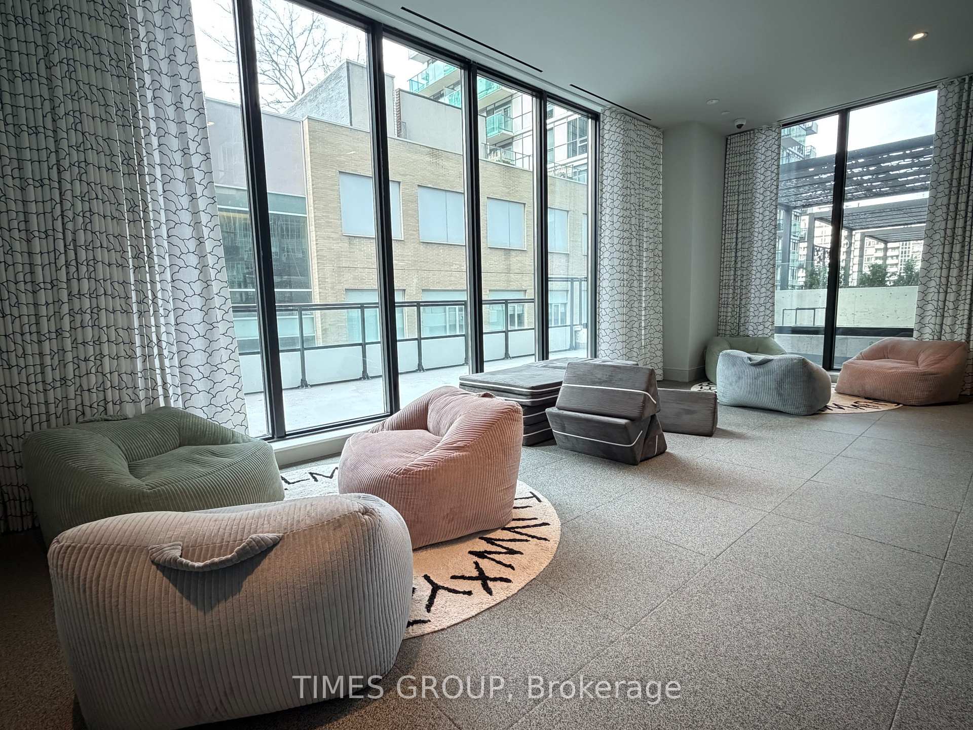 Photo 16 of Unit 1907, 65 Broadway Avenue, Toronto, Mount Pleasant West — HOMEH