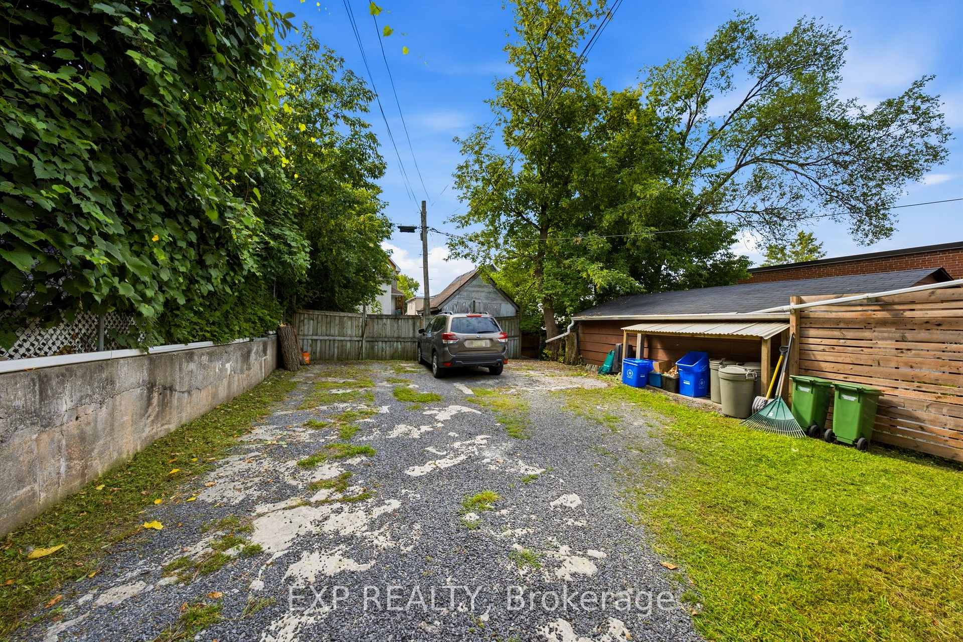 Photo 5 of 84 Anderson Street, Ottawa, West Centre Town — HOMEH