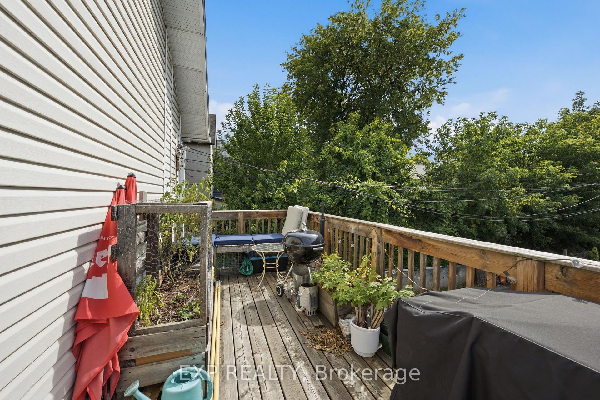 Photo 16 of 84 Anderson Street, Ottawa, West Centre Town — HOMEH