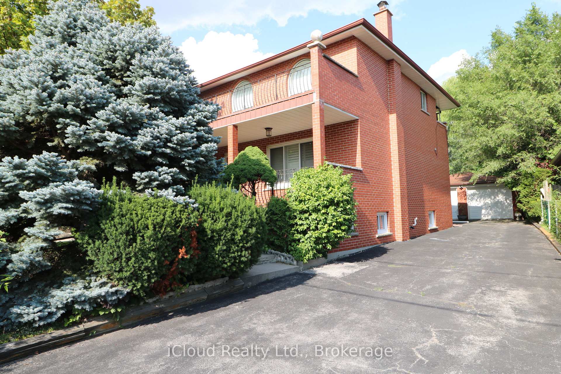 Front of 9 Benalto Road