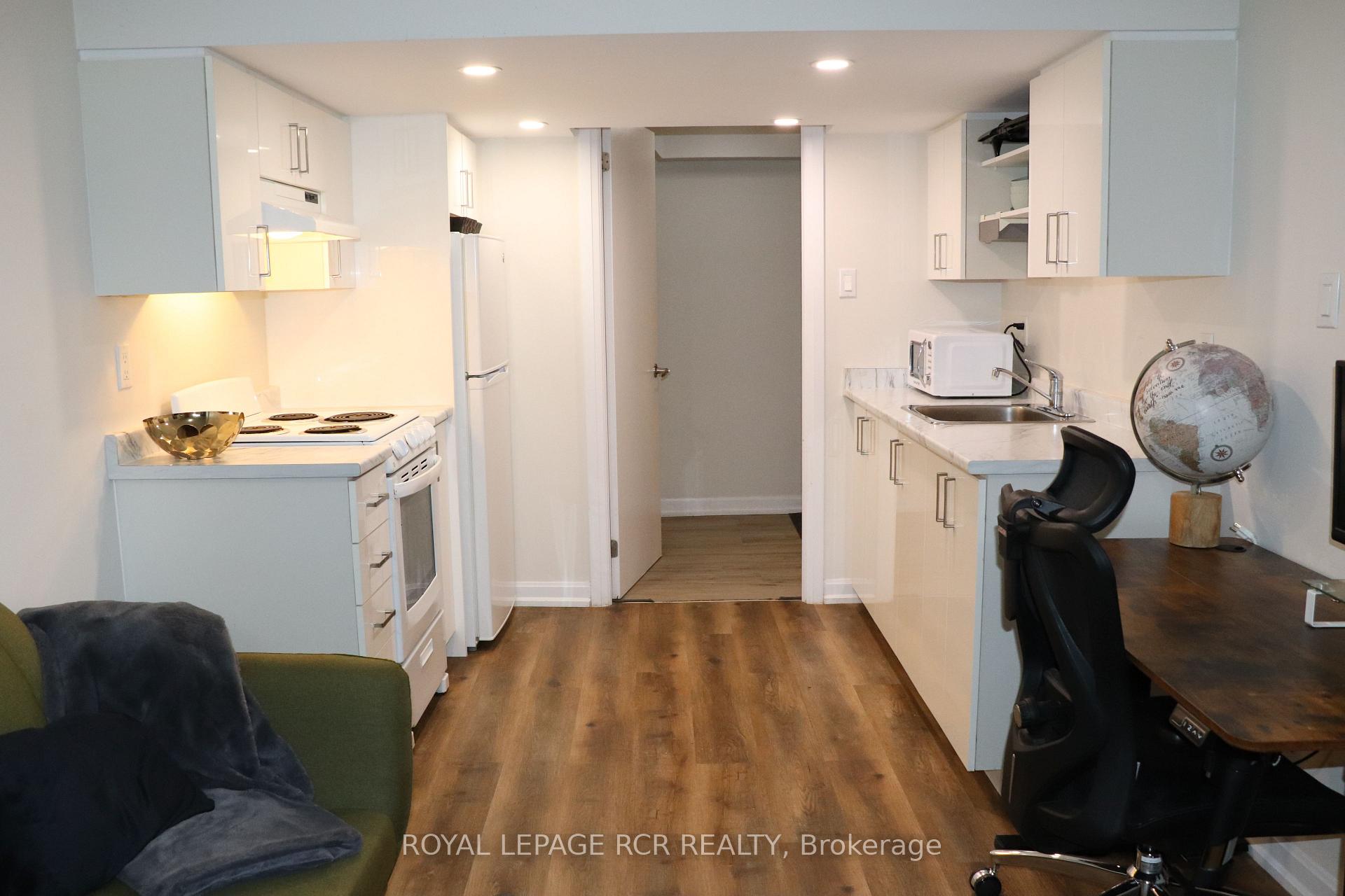 Photo 8 of Unit Basement, 338 Whitehead Crescent, Caledon, Bolton North — HOMEH