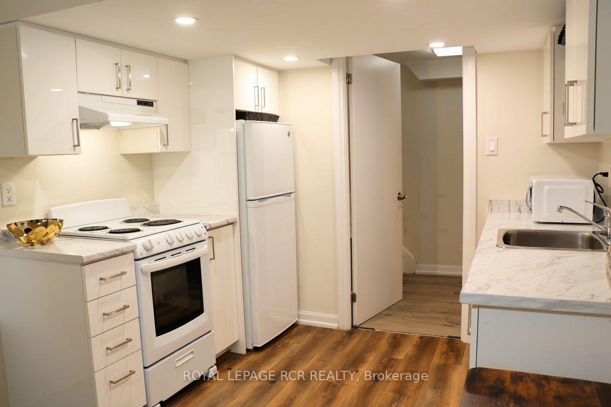 Photo 9 of Unit Basement, 338 Whitehead Crescent, Caledon, Bolton North — HOMEH