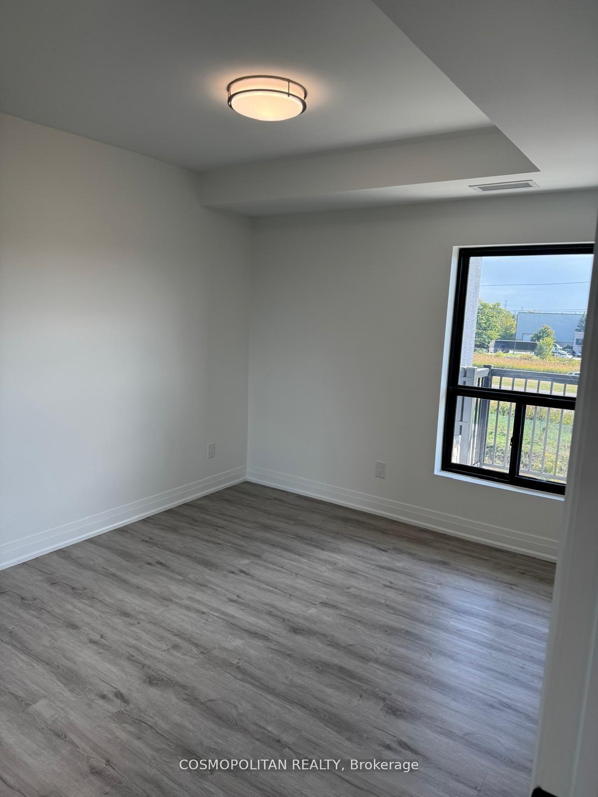 Photo 9 of 3370 Stella Crescent, Windsor, Forest Glade — HOMEH