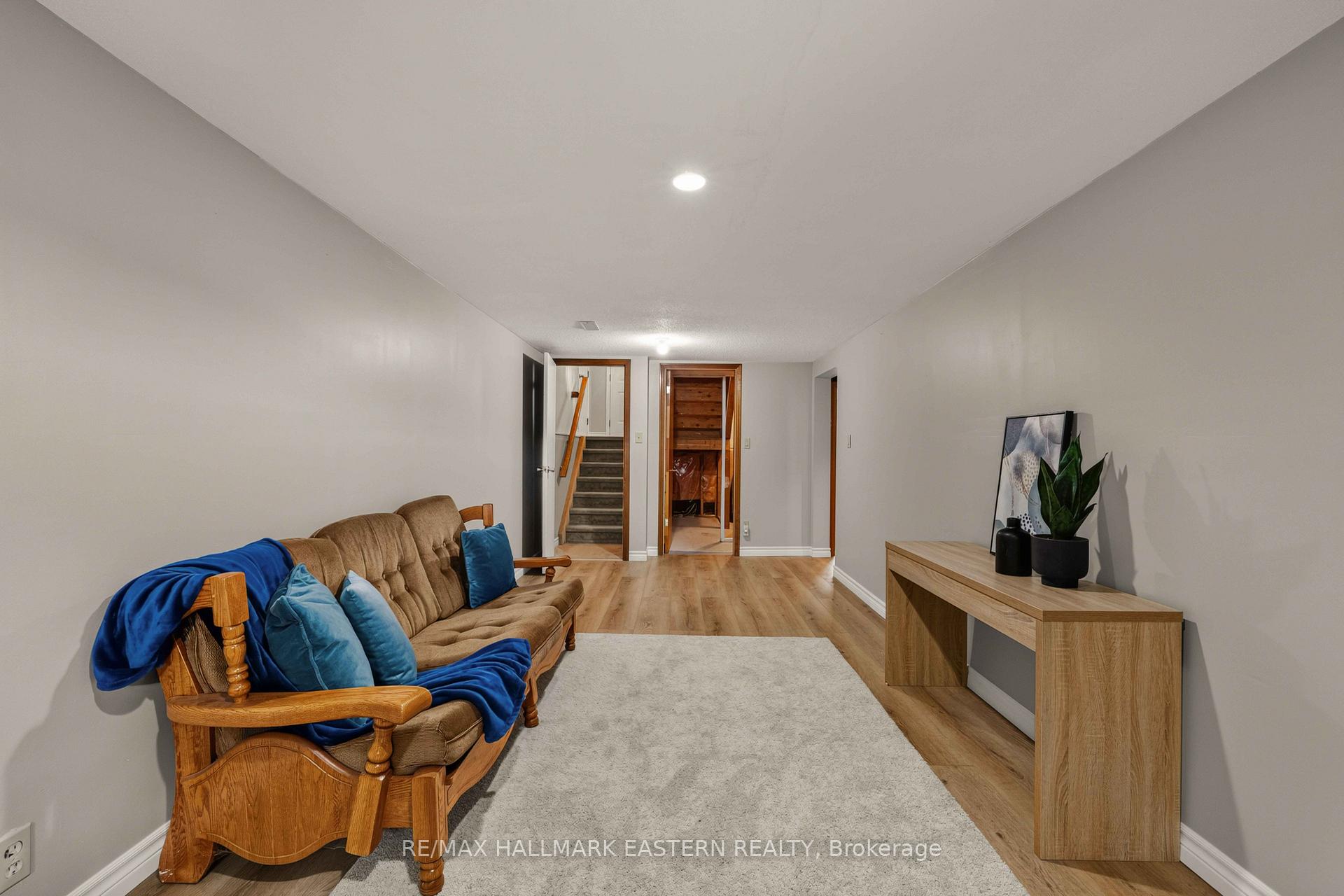 Photo 19 of 1161 Normandy Street, Peterborough, Northcrest Ward 5 — HOMEH