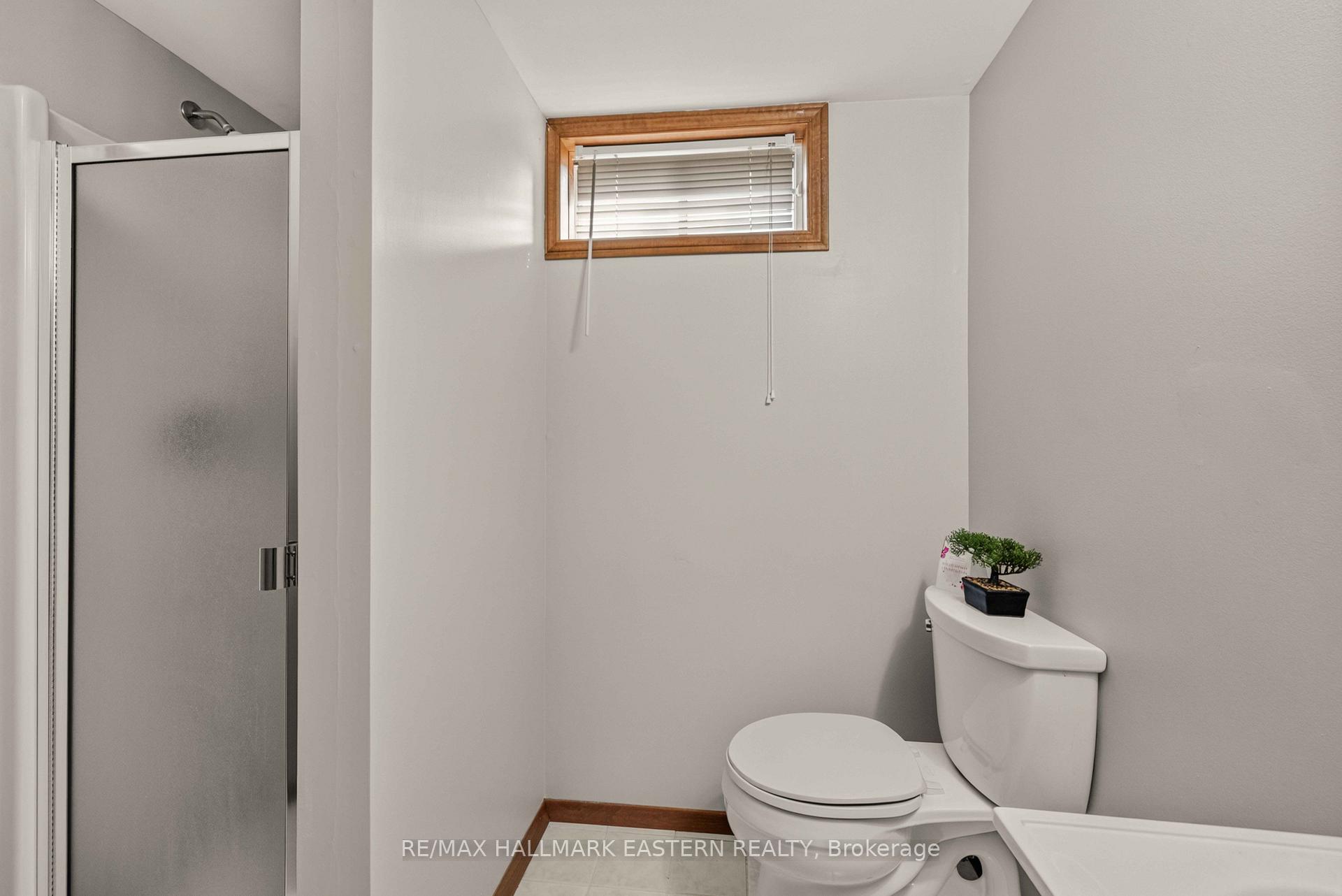 Photo 24 of 1161 Normandy Street, Peterborough, Northcrest Ward 5 — HOMEH