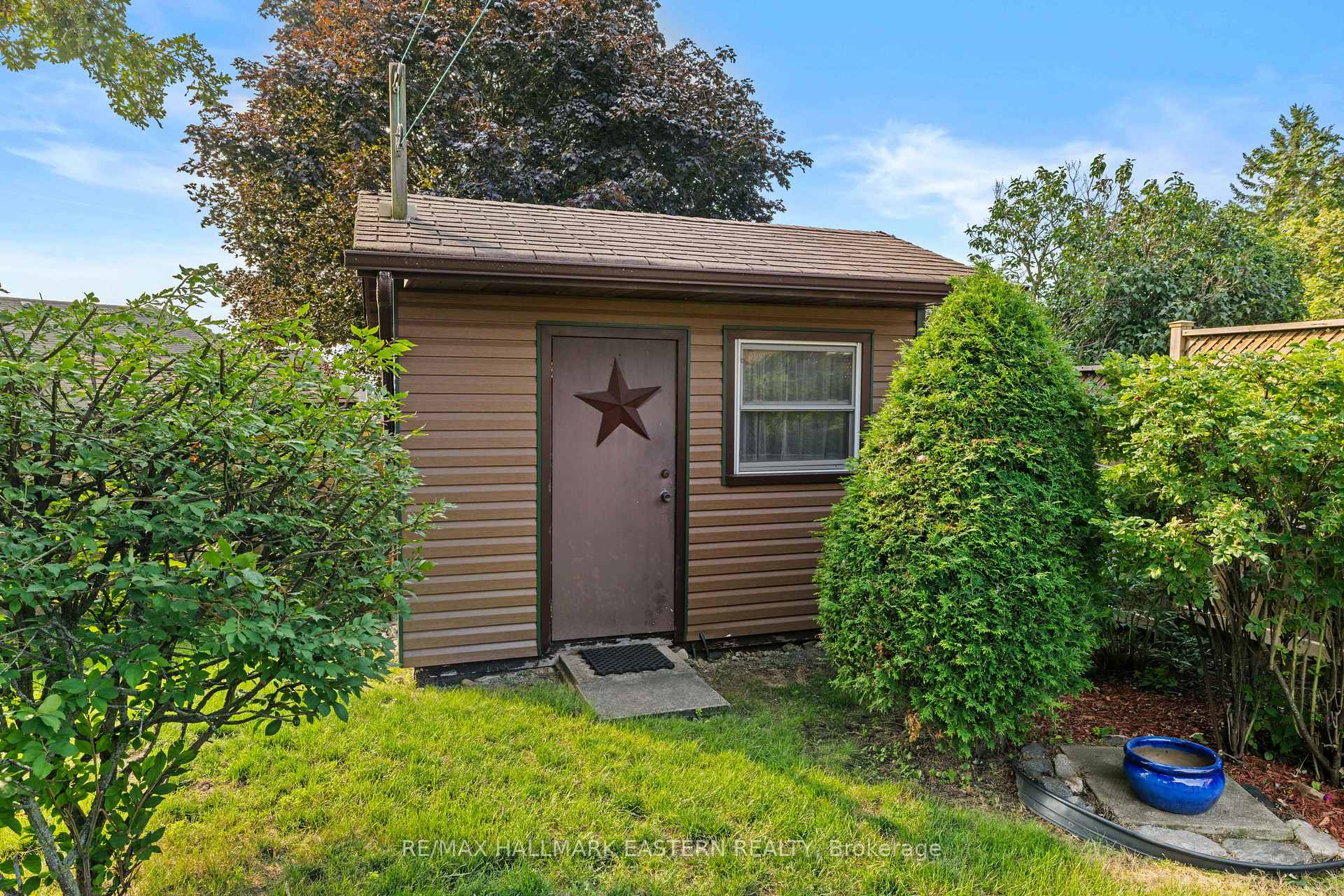 Photo 33 of 1161 Normandy Street, Peterborough, Northcrest Ward 5 — HOMEH
