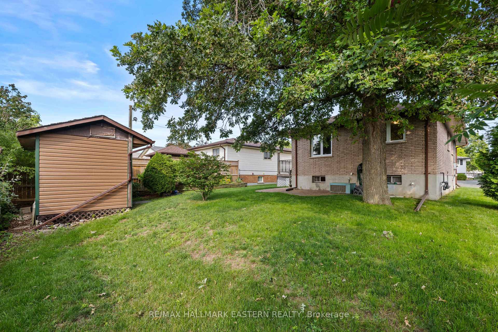 Photo 35 of 1161 Normandy Street, Peterborough, Northcrest Ward 5 — HOMEH