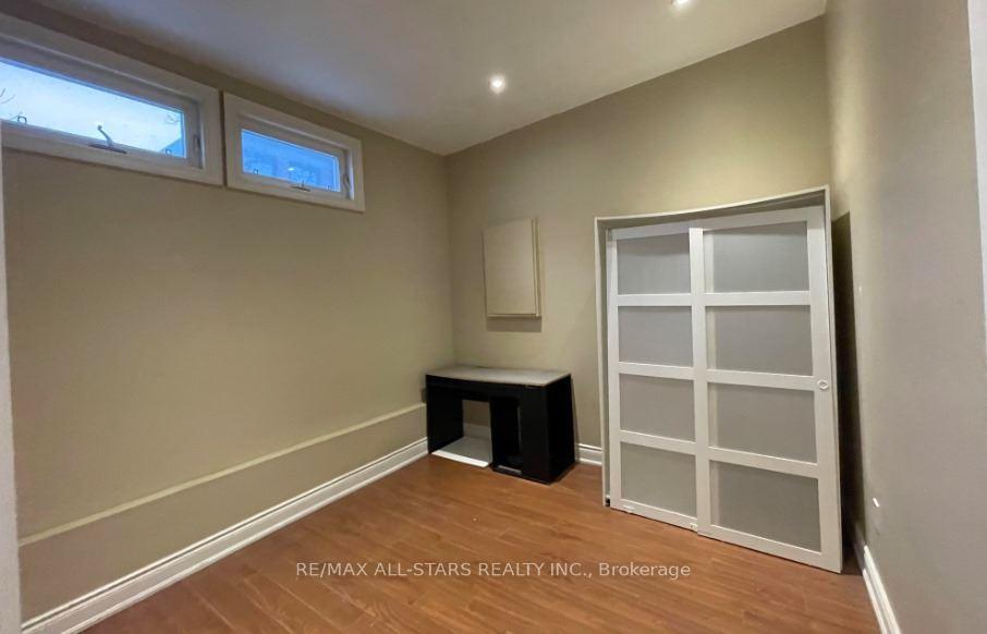 Photo 6 of 243 Lippincott Street, Toronto, University — HOMEH