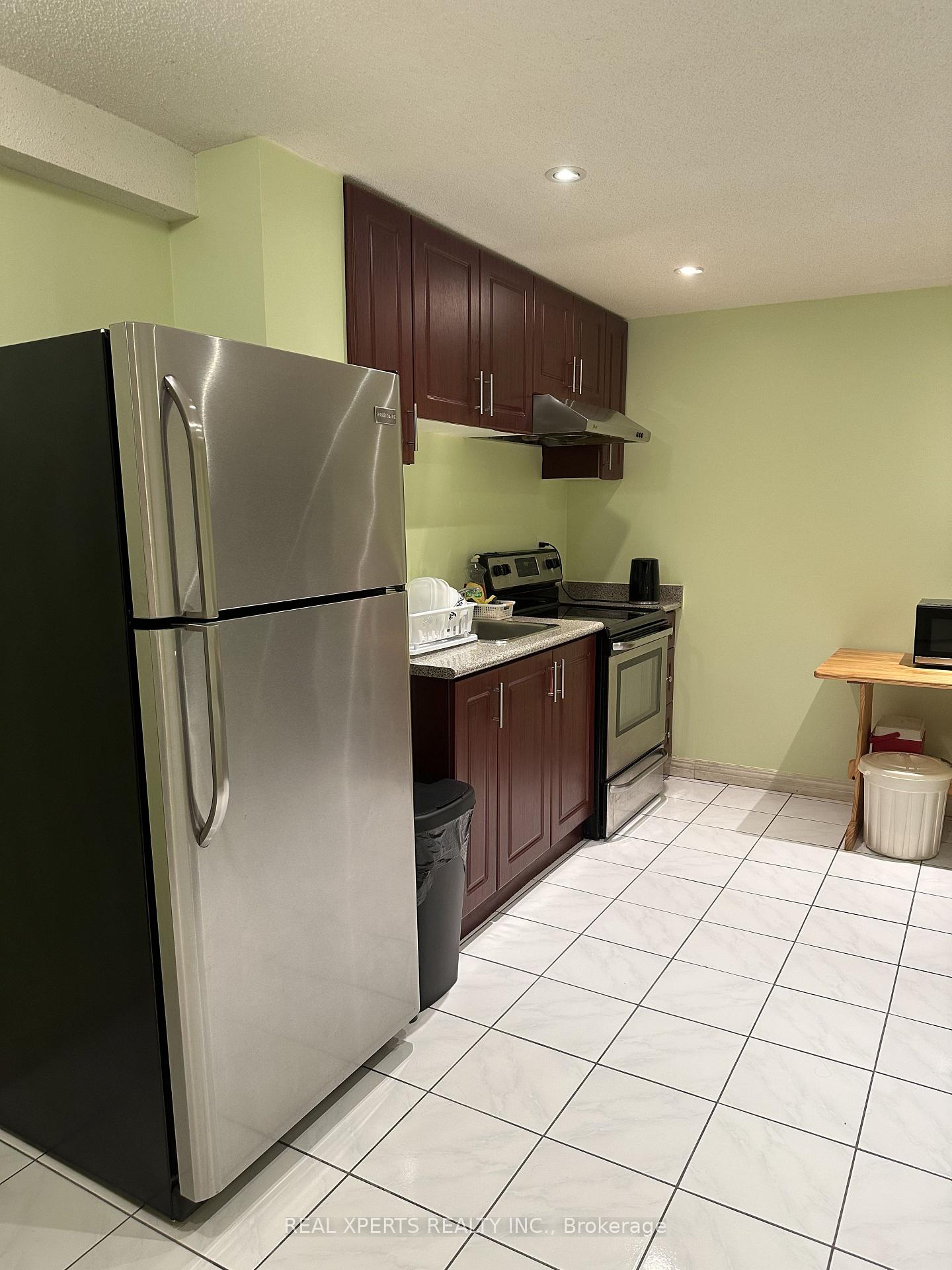 Photo 7 of 384 Cook Road, North York, York University Heights — HOMEH