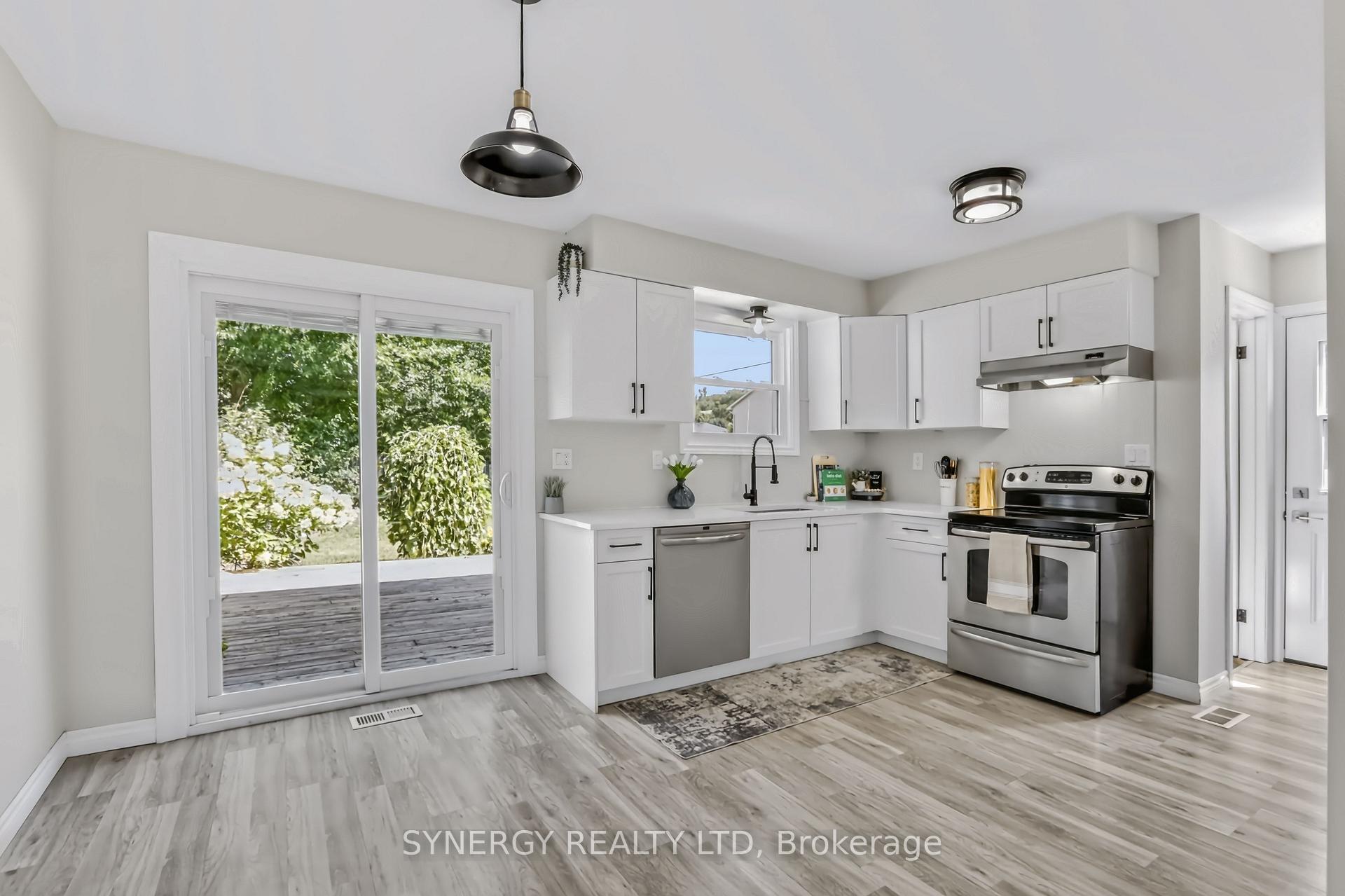 Photo 9 of 81 Brennan Drive, Strathroy-Caradoc, NW — HOMEH