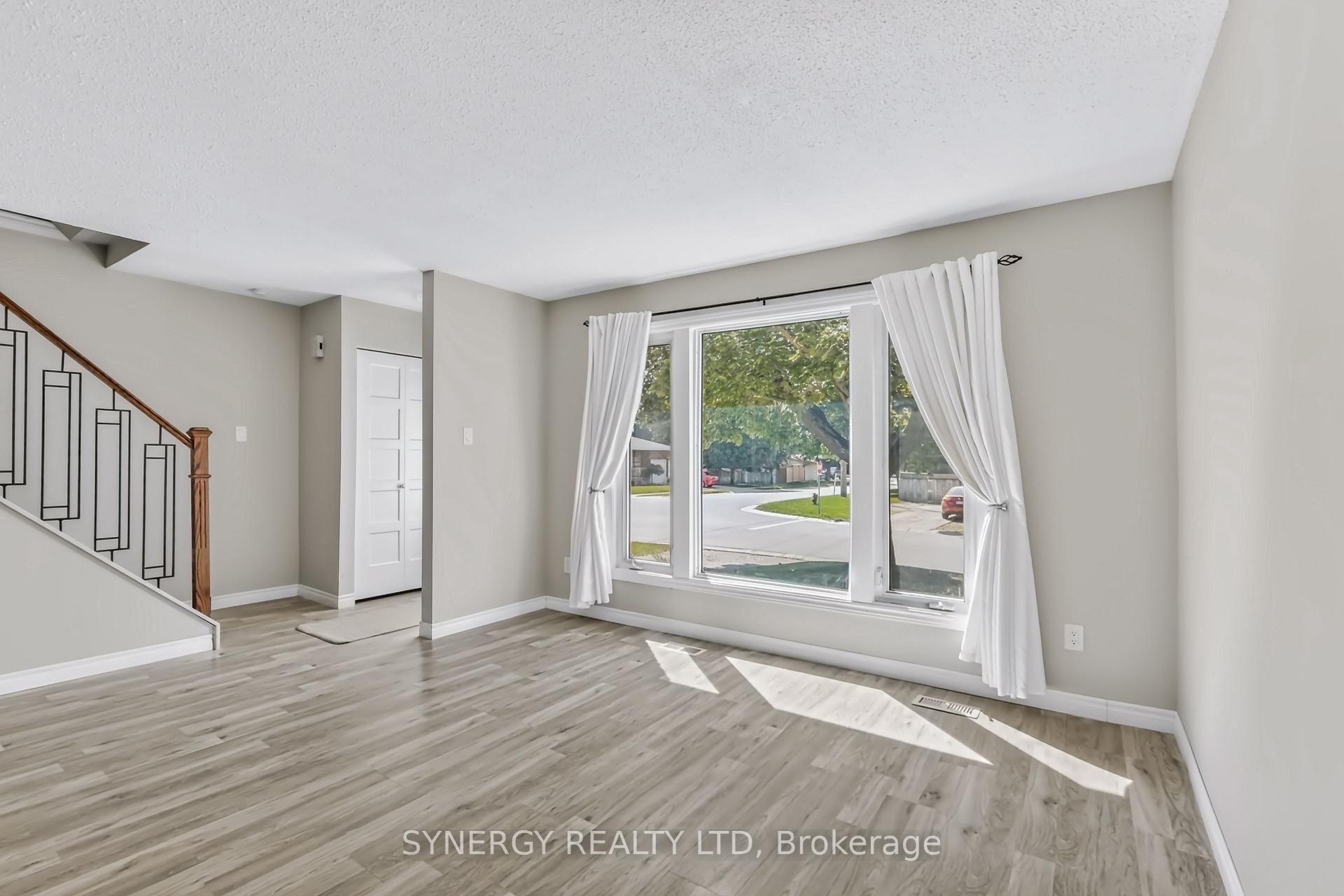 Photo 11 of 81 Brennan Drive, Strathroy-Caradoc, NW — HOMEH