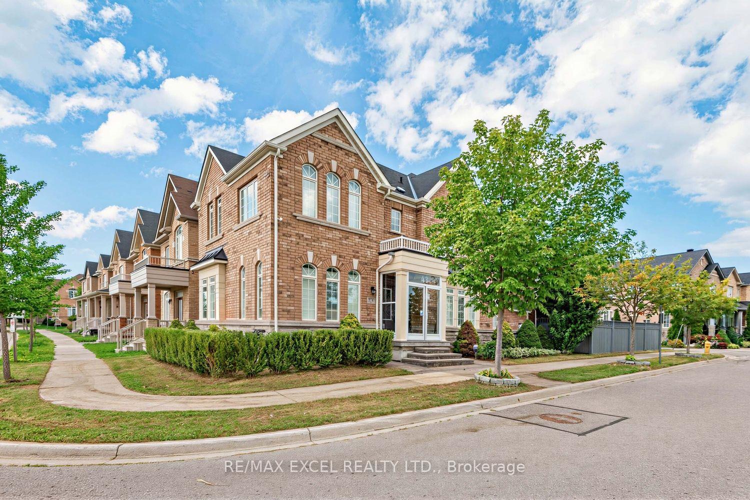 Photo 2 of 43 Pearl Lake Road, Markham, Cornell — HOMEH