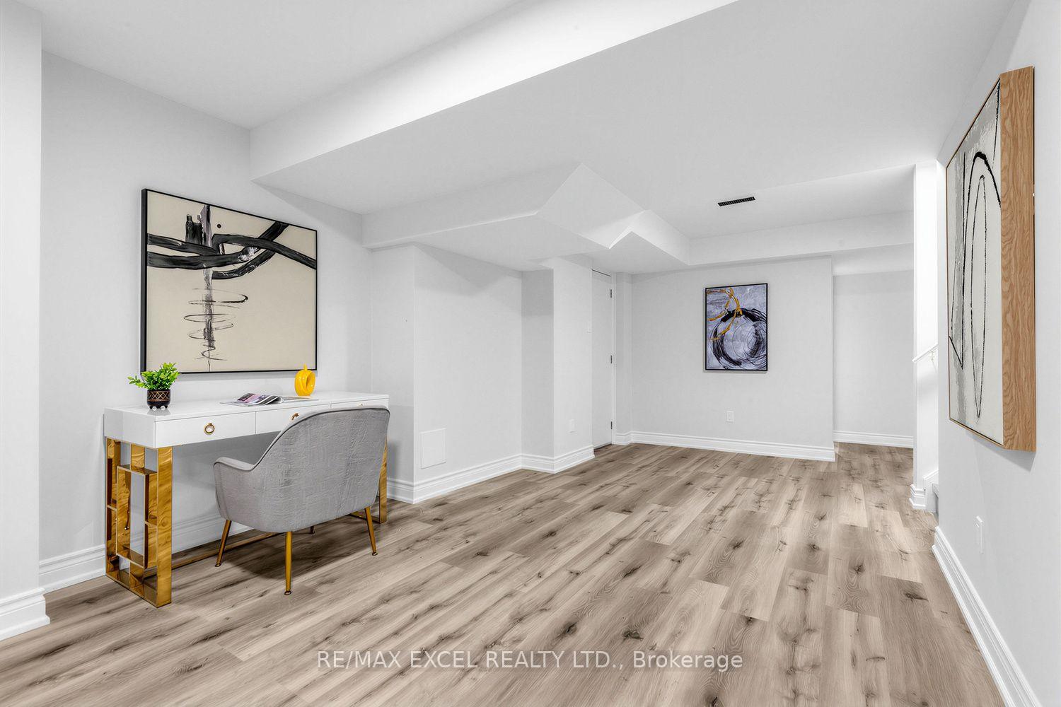 Photo 31 of 43 Pearl Lake Road, Markham, Cornell — HOMEH