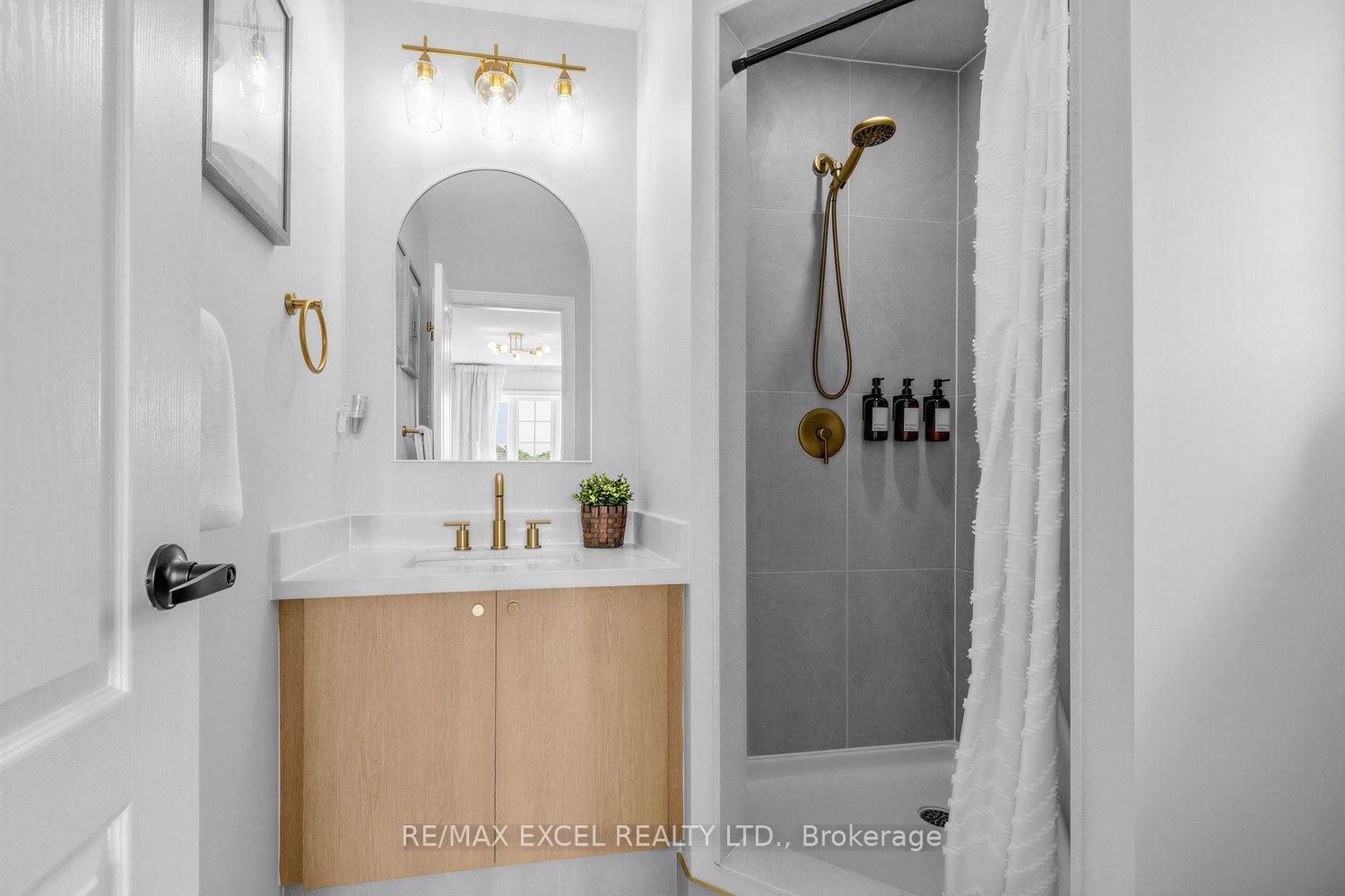 Photo 30 of 43 Pearl Lake Road, Markham, Cornell — HOMEH