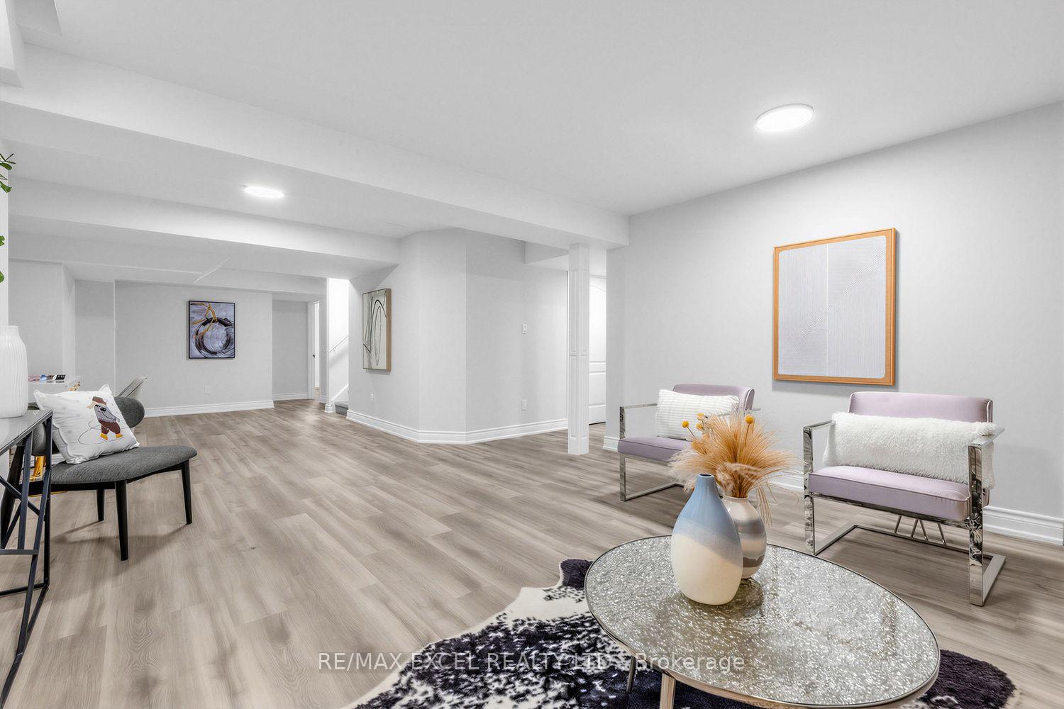 Photo 33 of 43 Pearl Lake Road, Markham, Cornell — HOMEH