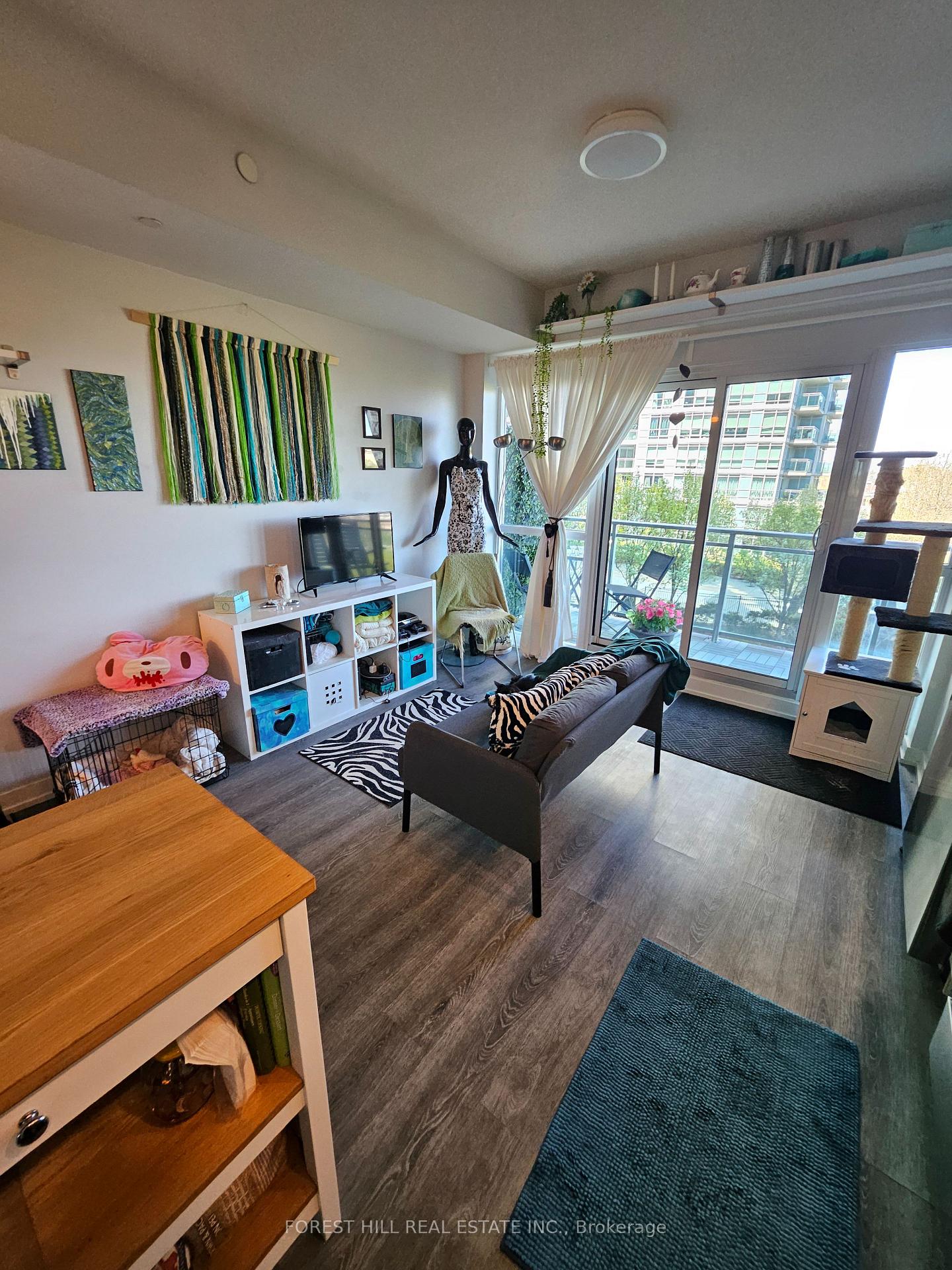 Photo 4 of Unit 623, 165 Legion Road N, Etobicoke, Mimico — HOMEH
