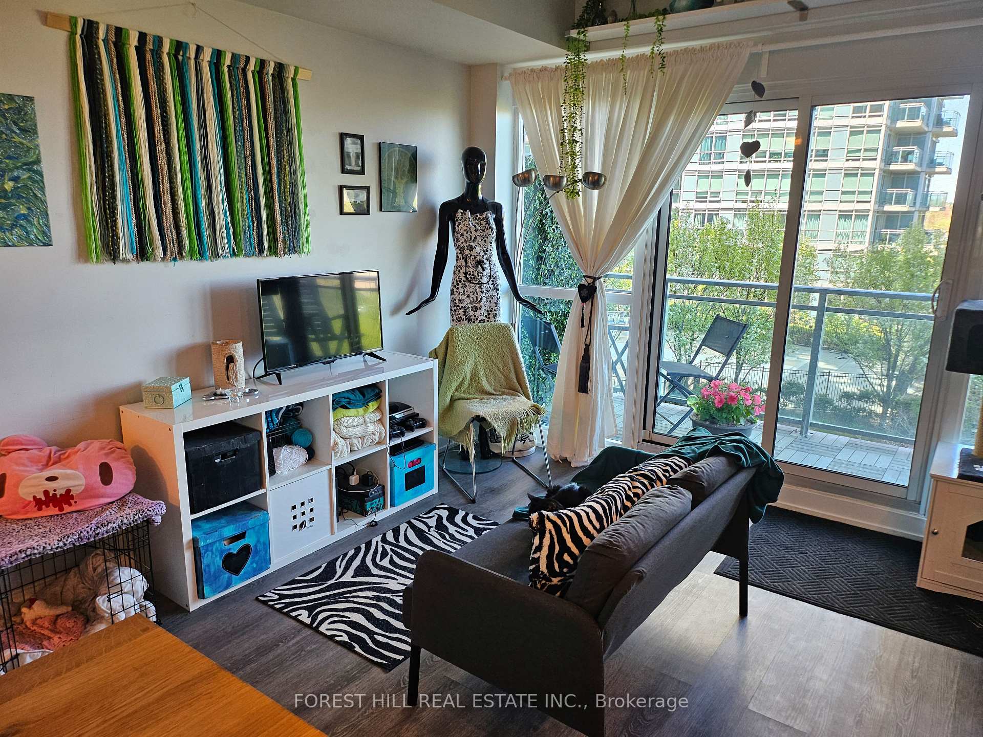 Photo 5 of Unit 623, 165 Legion Road N, Etobicoke, Mimico — HOMEH