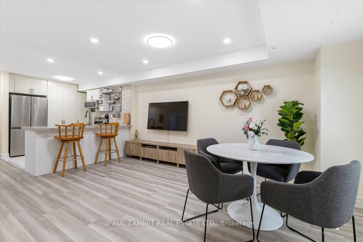 Photo 7 of Unit 169, 310 John Street, Markham, Aileen-Willowbrook — HOMEH