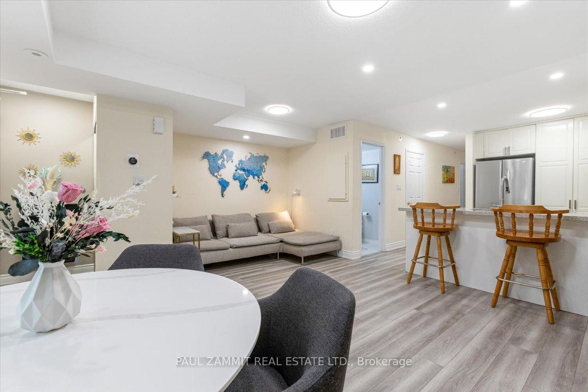 Photo 10 of Unit 169, 310 John Street, Markham, Aileen-Willowbrook — HOMEH