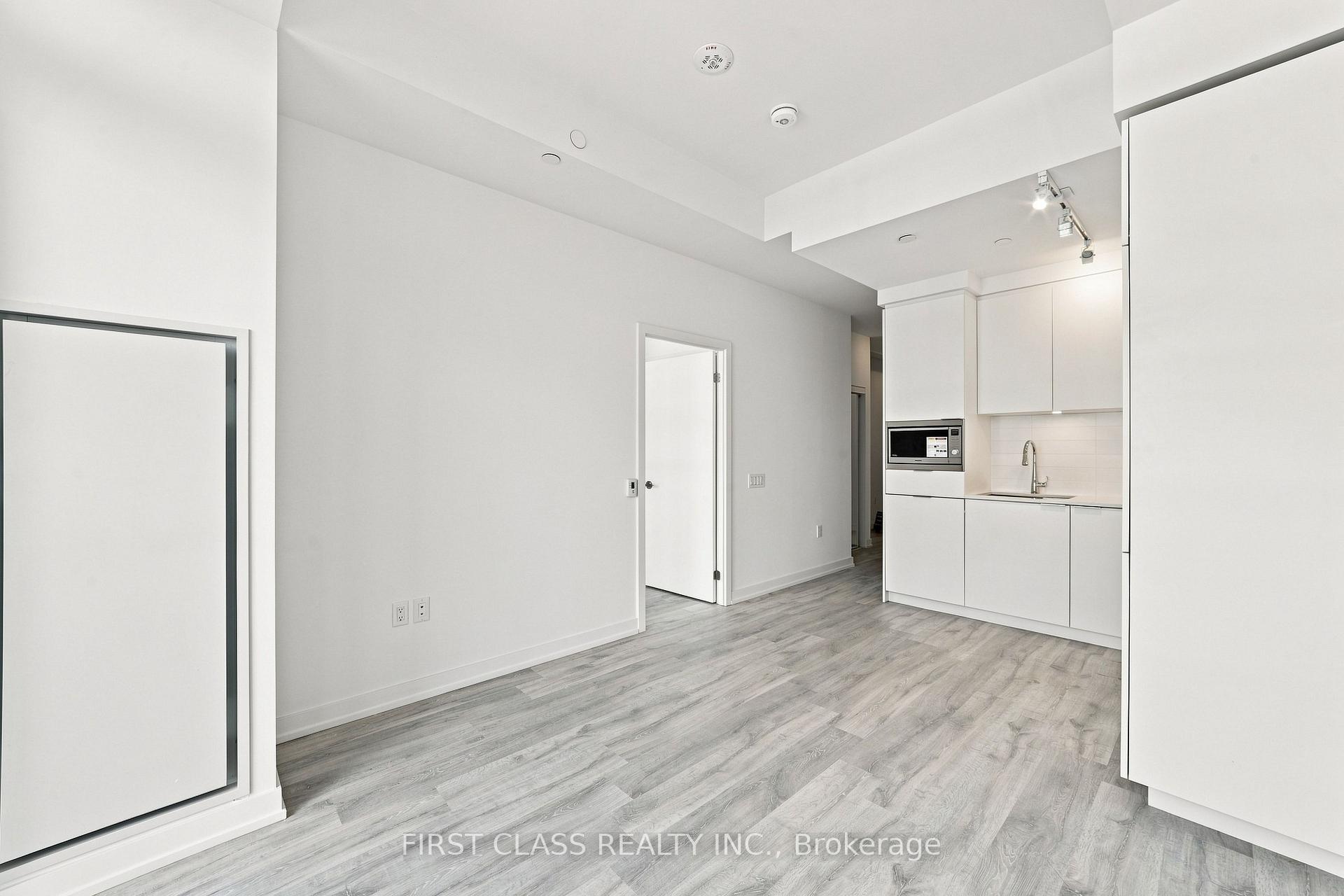 Photo 10 of Unit S3401, 8 Olympic Garden Drive, North York, Newtonbrook East — HOMEH