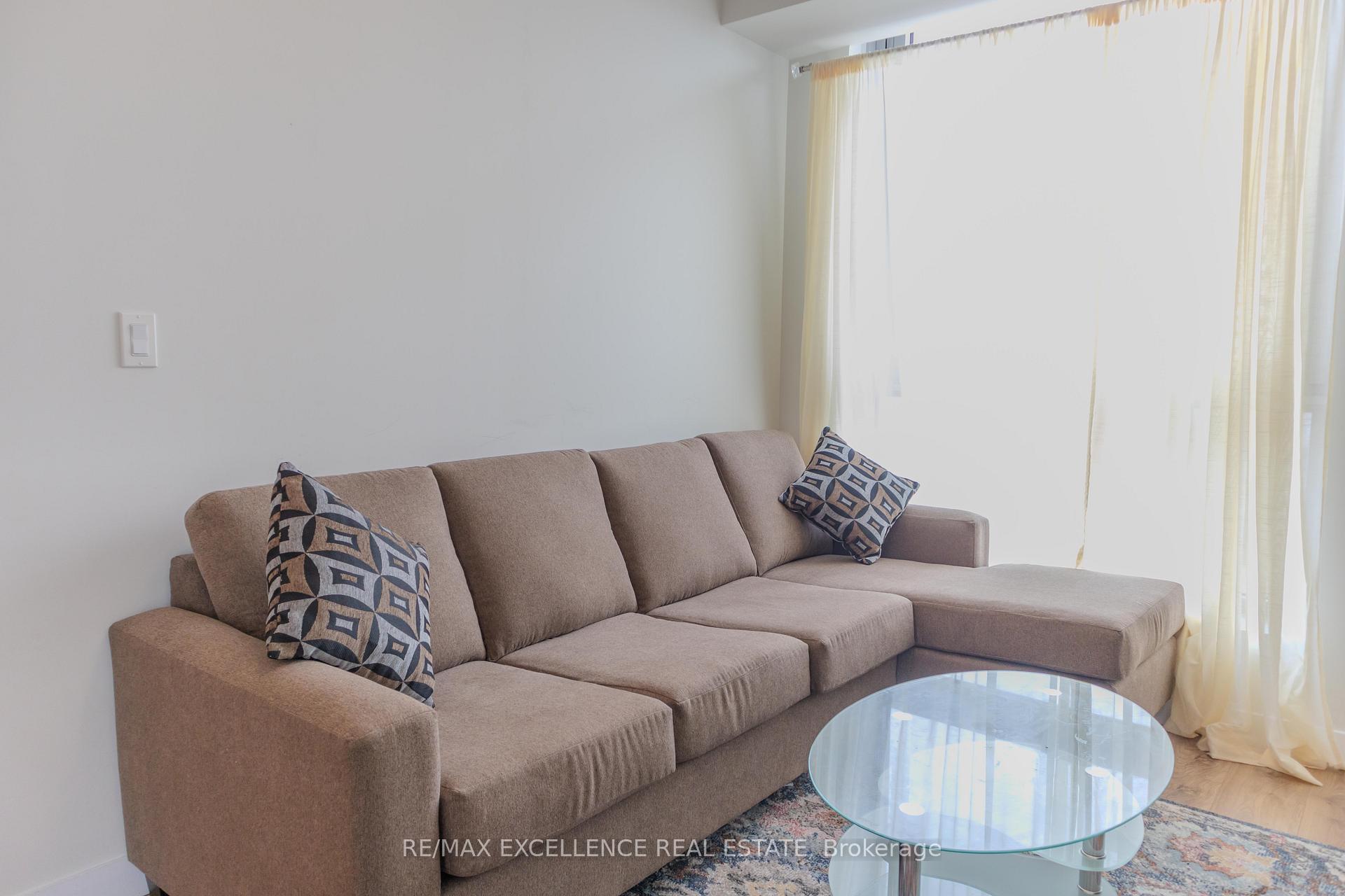 Photo 7 of Unit 2702, 60 Frederick Street W, Kitchener, Civic Centre — HOMEH