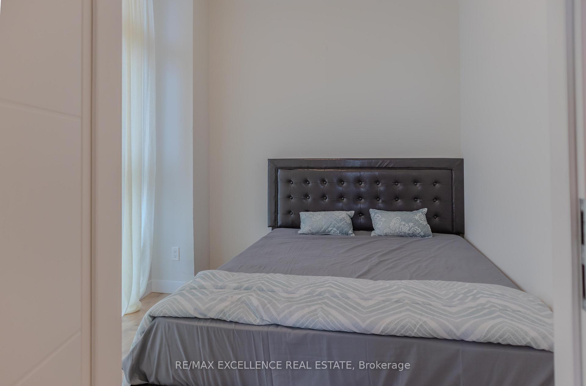 Photo 12 of Unit 2702, 60 Frederick Street W, Kitchener, Civic Centre — HOMEH