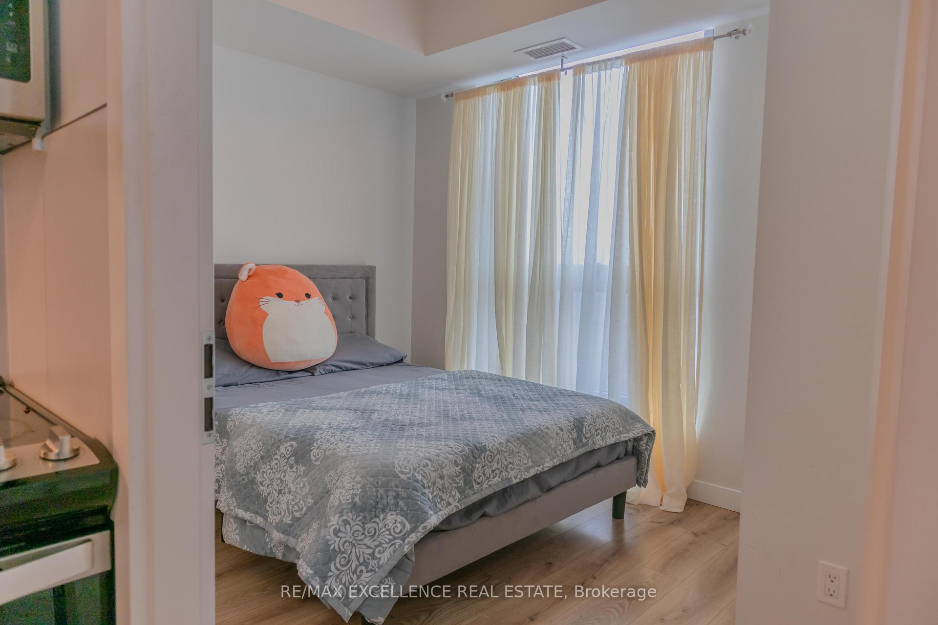 Photo 15 of Unit 2702, 60 Frederick Street W, Kitchener, Civic Centre — HOMEH