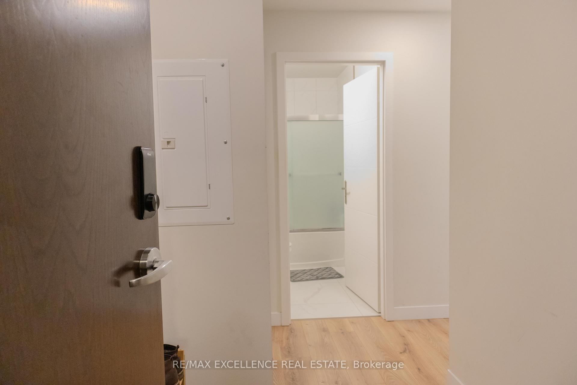 Photo 24 of Unit 2702, 60 Frederick Street W, Kitchener, Civic Centre — HOMEH