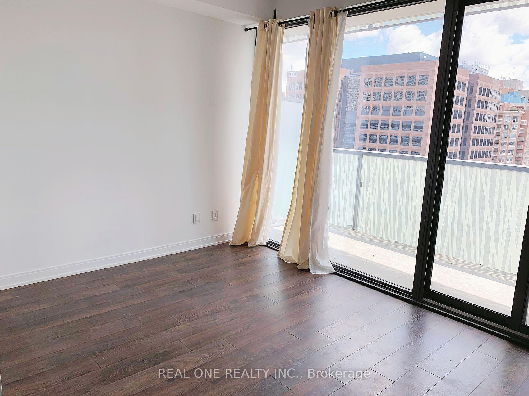 Photo 5 of Unit 1713, 50 Charles Street E, Toronto, Church-Yonge Corridor — HOMEH